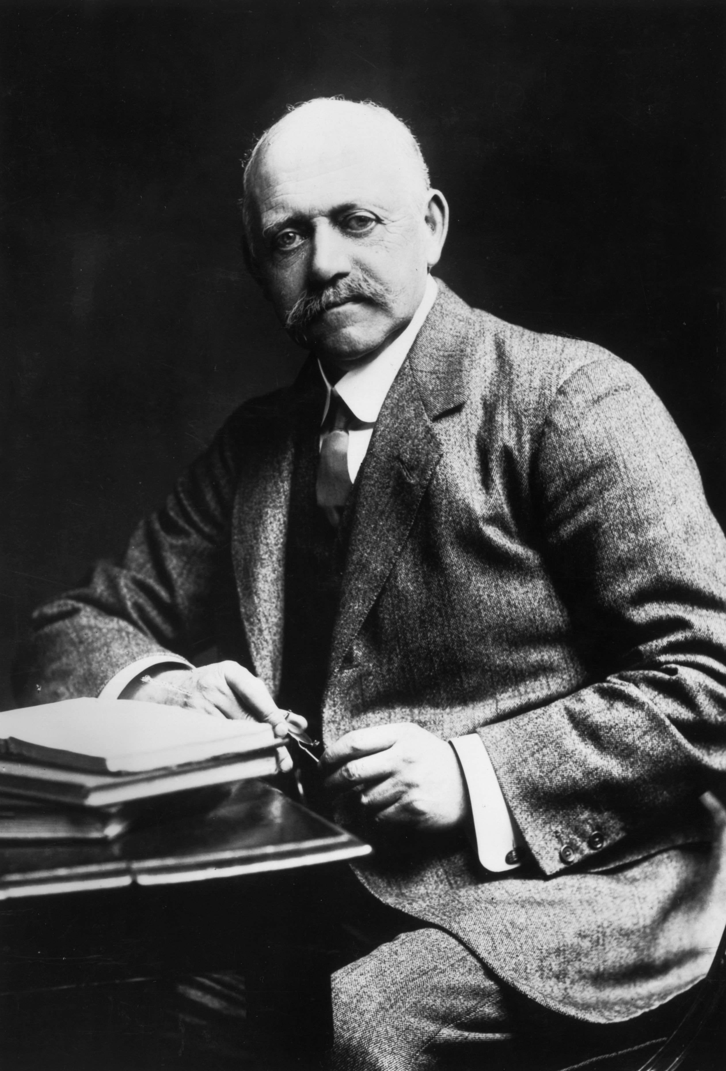 British builder William Willett (1850 - 1915) whose pamphlet 'Waste of Daylight' (1907) first laid out a serious proposition for the daylight saving scheme. (Hulton Archive—Getty Images)