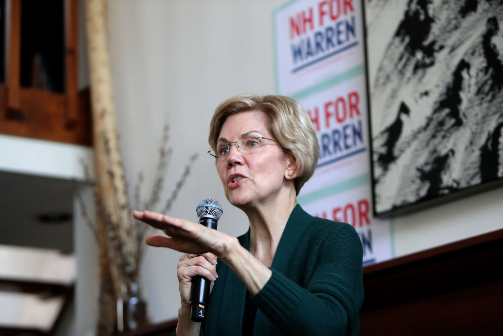 U.S. Senator and presidential candidate Elizabeth Warren speaks to supporters in Salem, NH