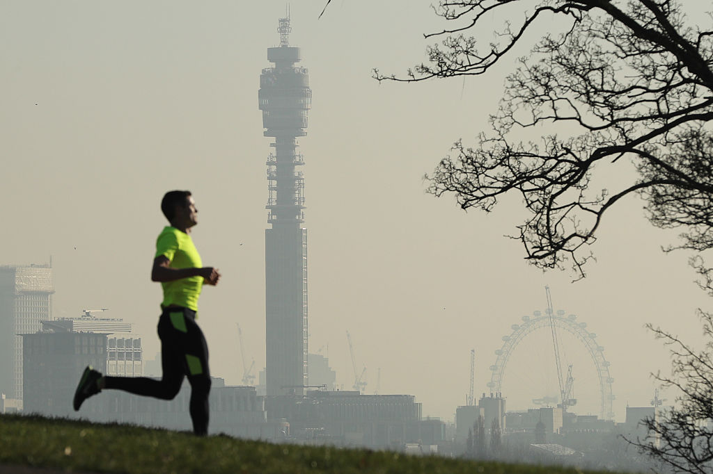 DEFRA Warns That Air Pollution Levels Are Very High In The South Of England