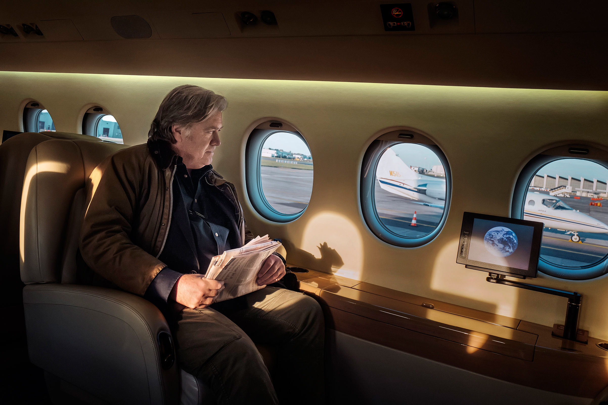 Ex–White House chief strategist Bannon on a rented private plane in Brussels heading to London (Cédric Gerbehaye—MAPS for TIME)