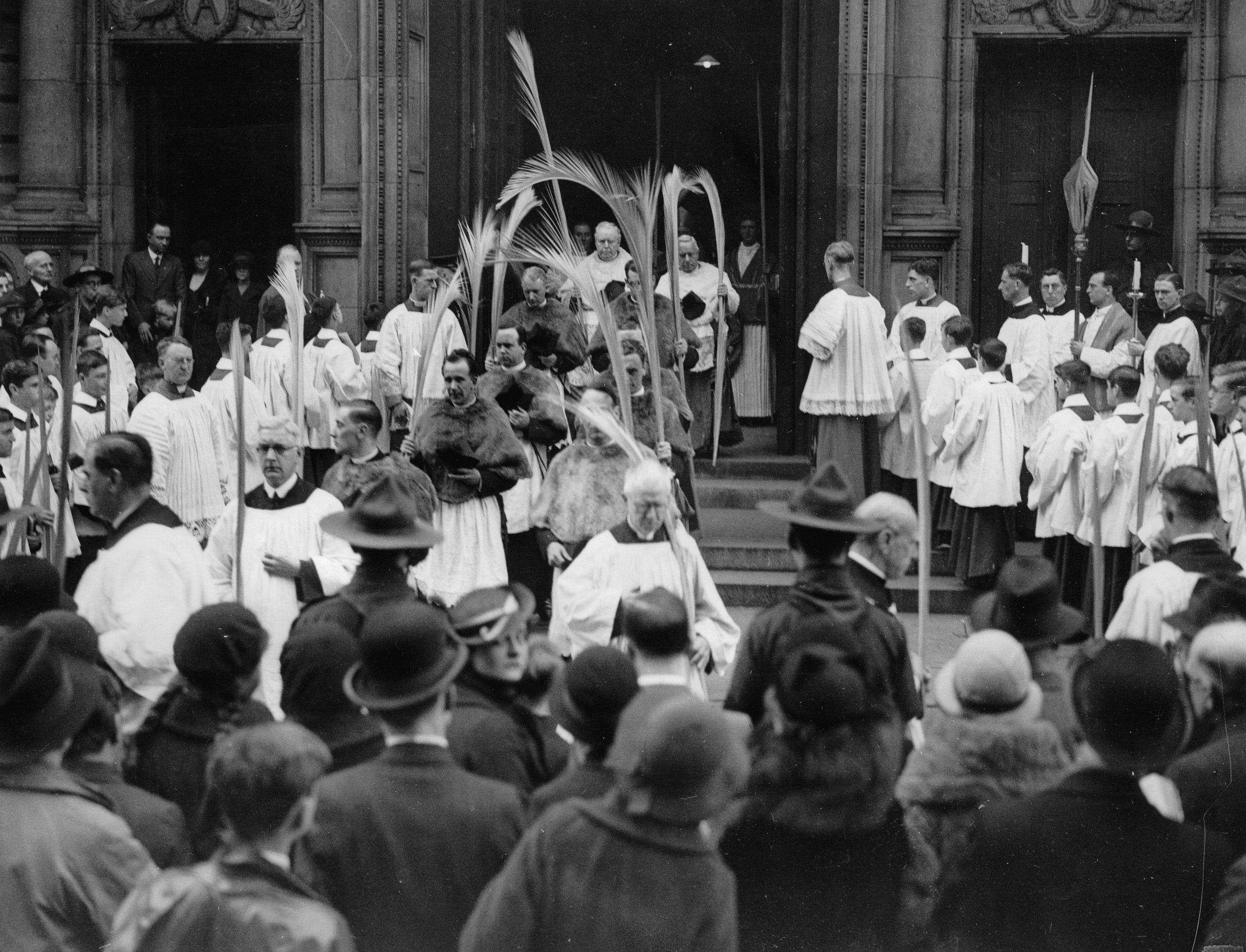 Procession on Palm Sunday in England, ca. 1930. (ImagnoGetty Images)