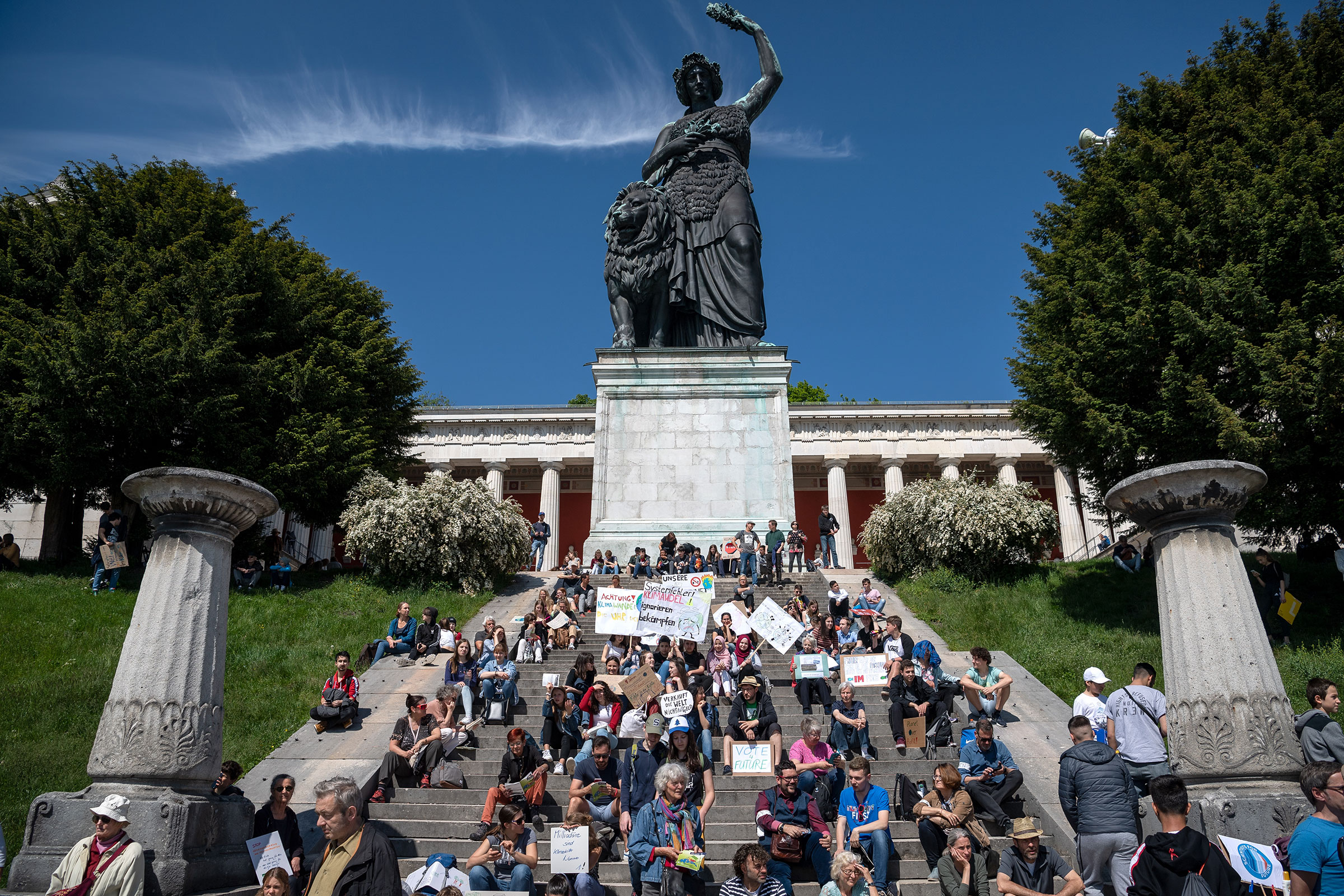 Students demonstrate in front of the Bavaria Statue during the climate strikes for the implementation of the Paris World Climate Convention in Bavaria, Munich on May 24, 2019. (Sina Schuldt—picture alliance/Getty Images)