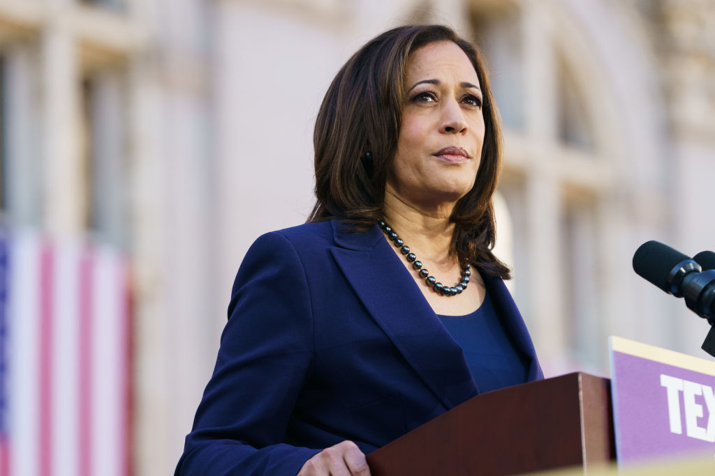 Senator Kamala Harris (D-CA) speaks to her supporters during her presidential campaign launch rally in Frank H. Ogawa Plaza on January 27, 2019, in Oakland, California. (Mason Trinca—Getty Images)