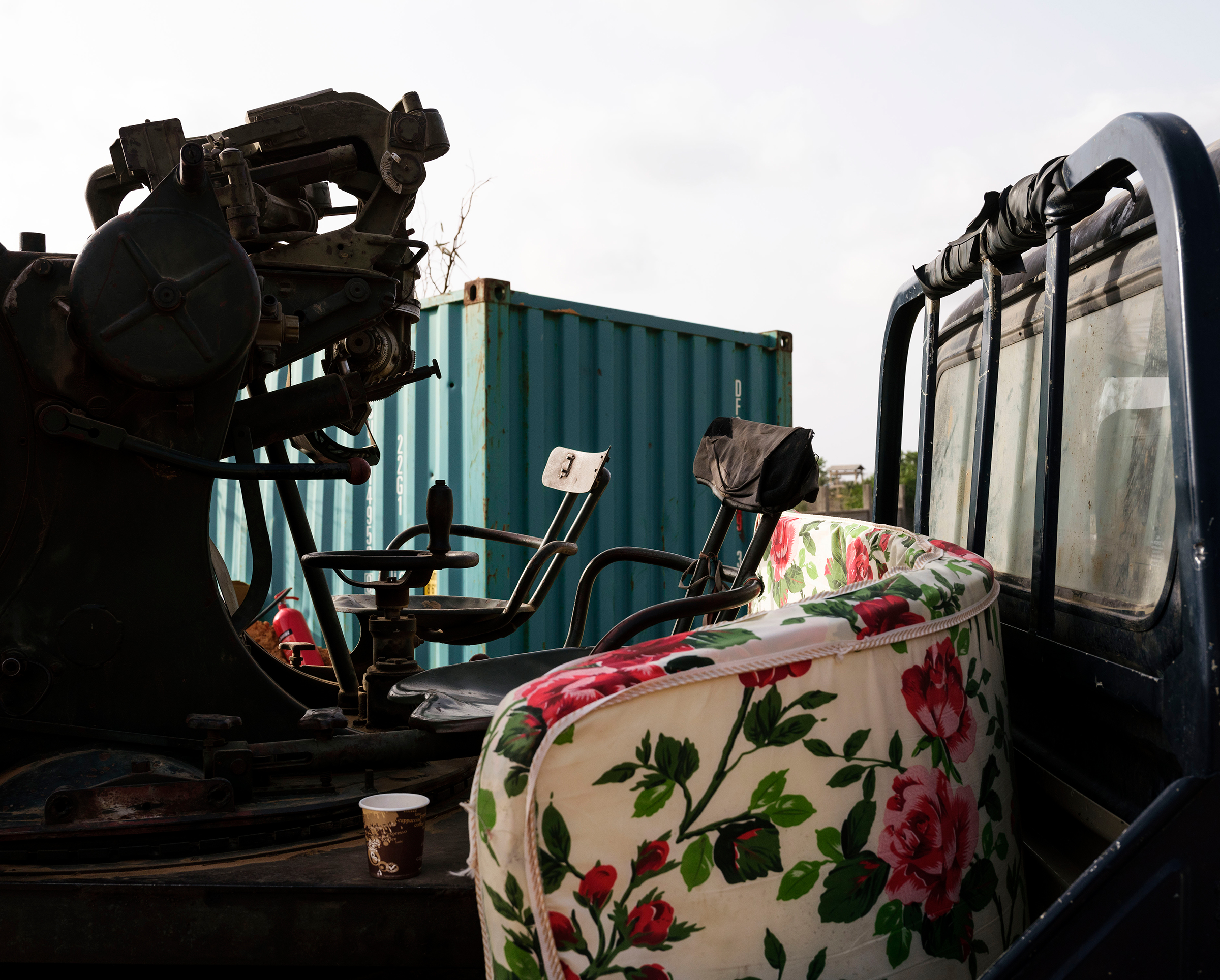 A cushion is placed behind an anti-aircraft gun on a front line south of Tripoli in May. Meloni said fighters will often spend the night on their vehicles. (Lorenzo Meloni—Magnum Photos)