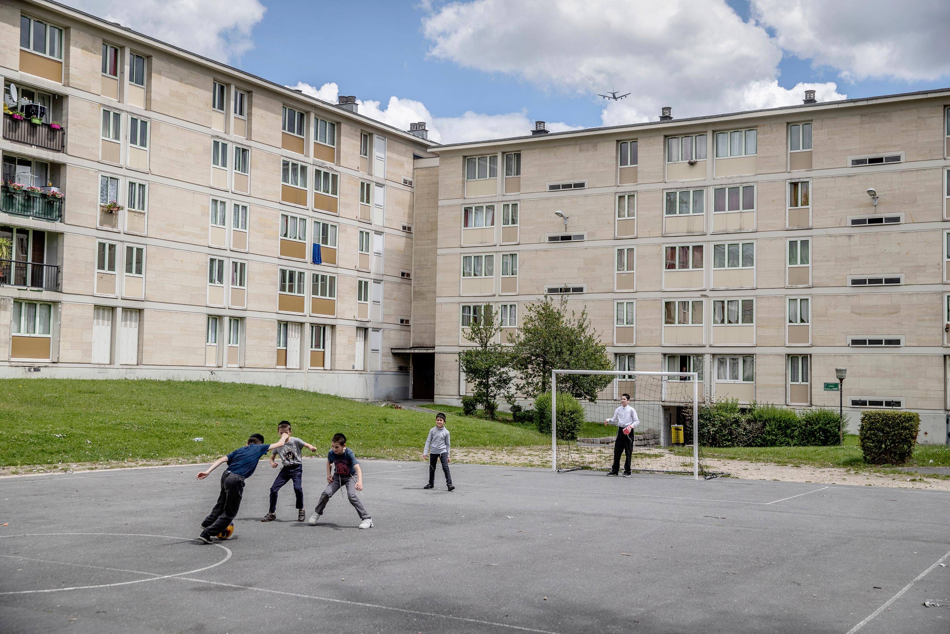 Children play in the Jewish quarter of Sarcelles, France. (Magnus Wennman for TIME)
