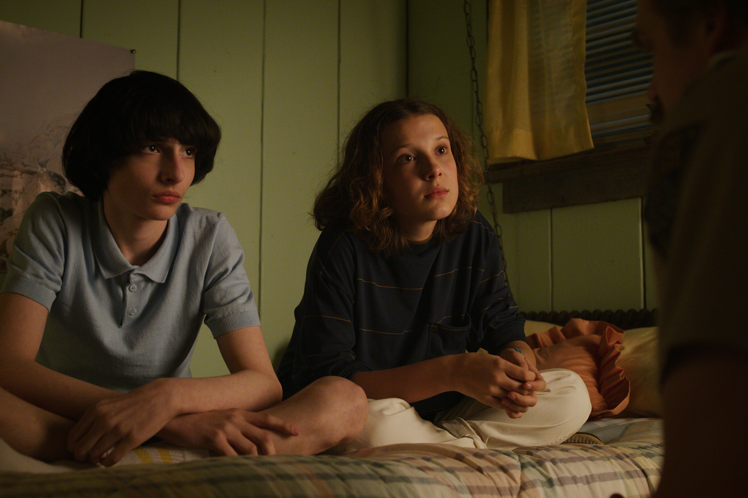 Answering the questions about Stranger Things season 3