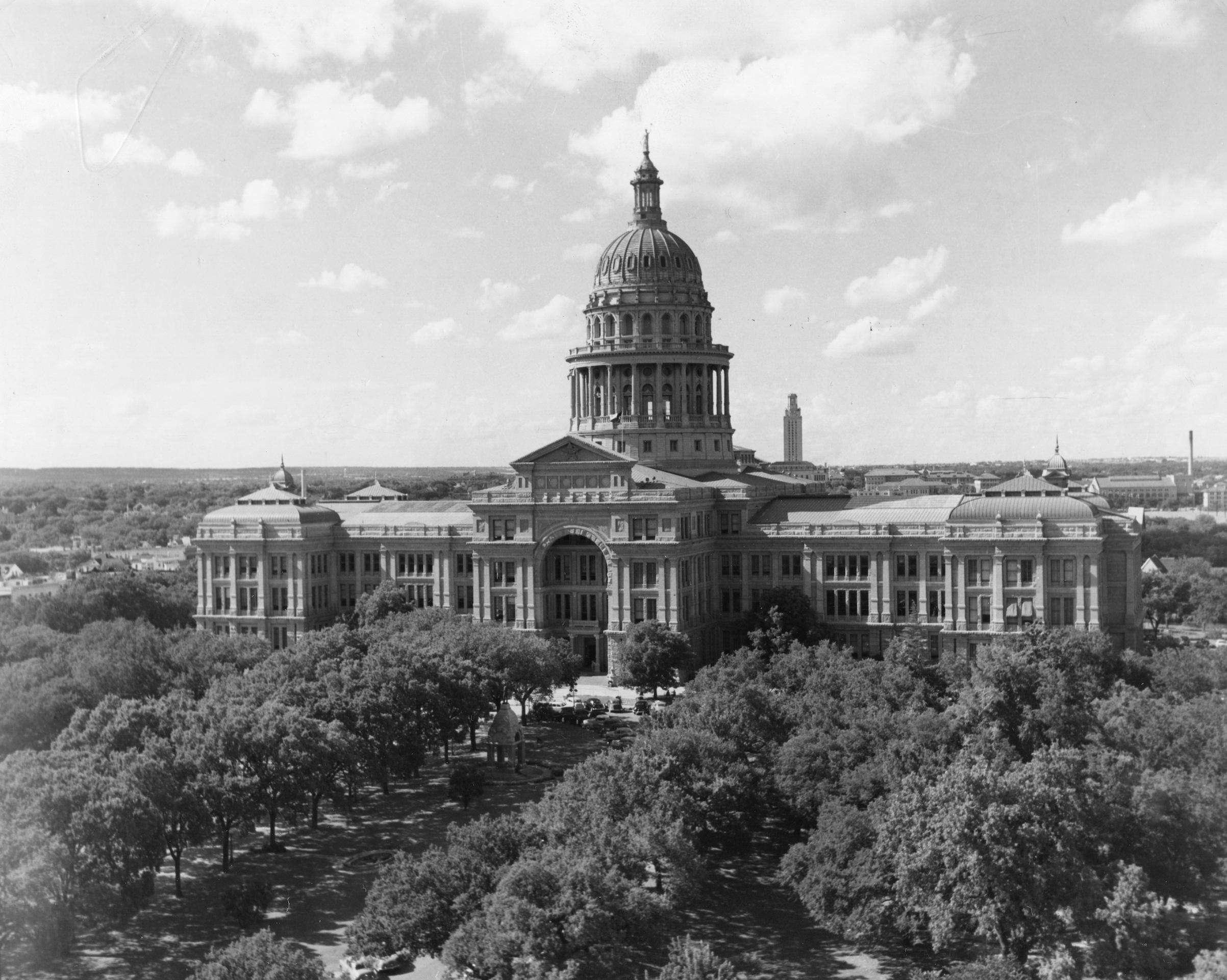 View of the State Capitol Building (completed 1888), Austin, Texas, 1960. (PhotoQuest/Getty Images)