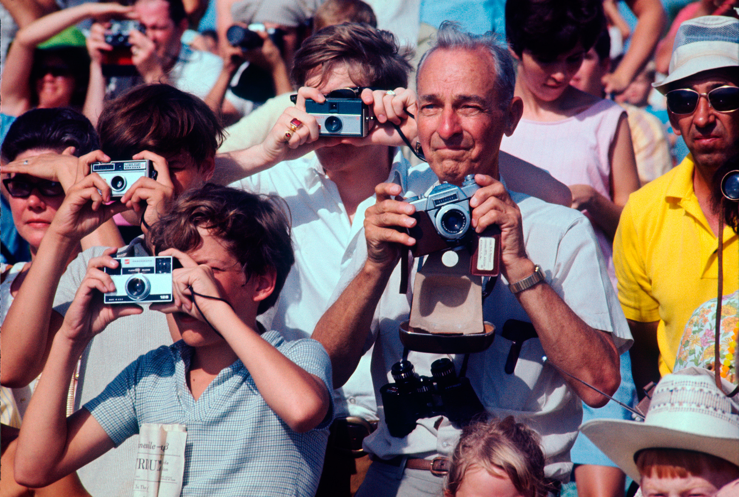 Crowds in Titusville, Florida watch the Apollo 11 launch.