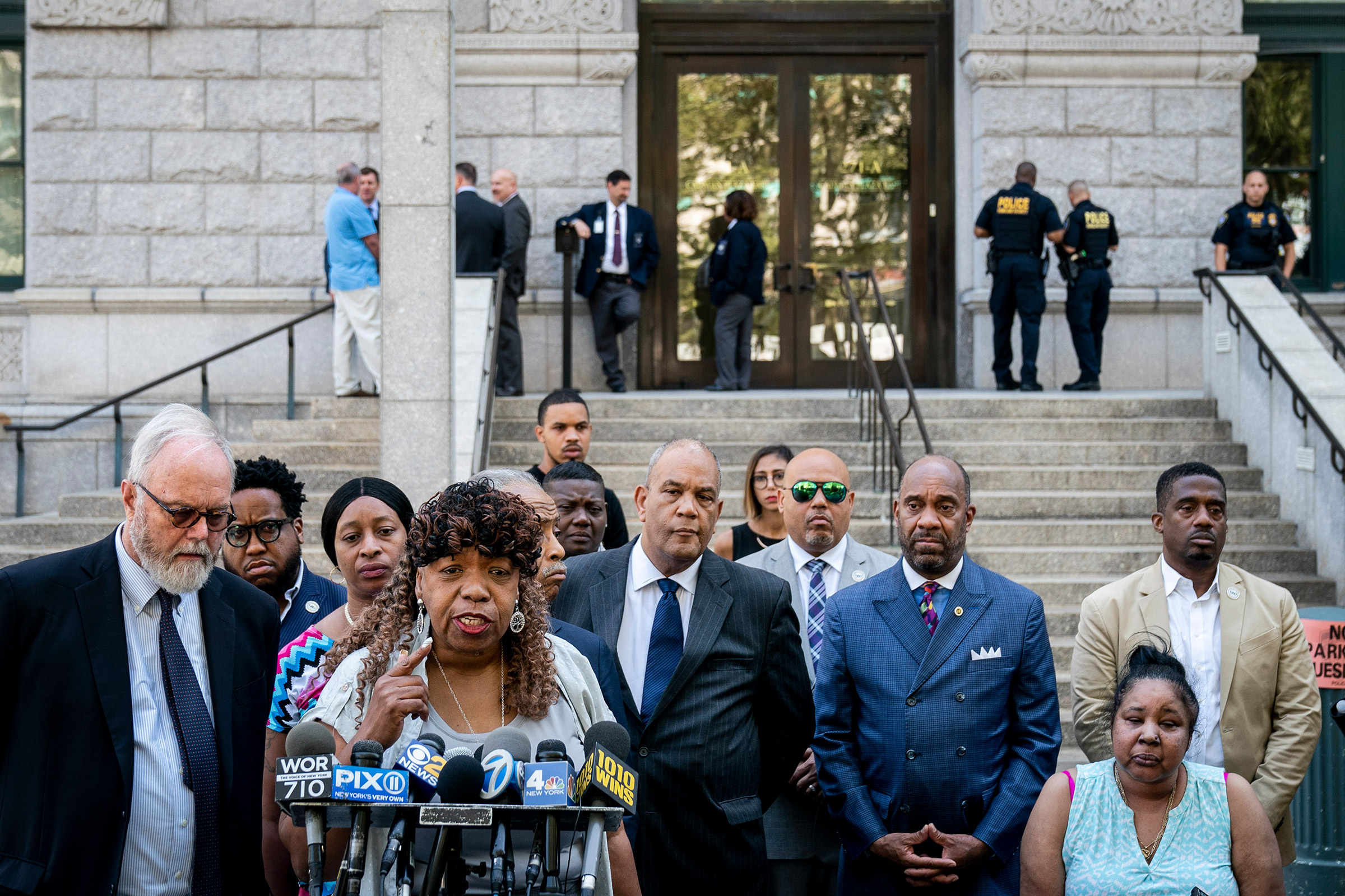 Gwen Carr, mother of the late Eric Garner, speaks to the press outside the U.S. Attorney's office following a meeting with federal prosecutors, in New York on July 16, 2019. (Drew Angerer—Getty Images)