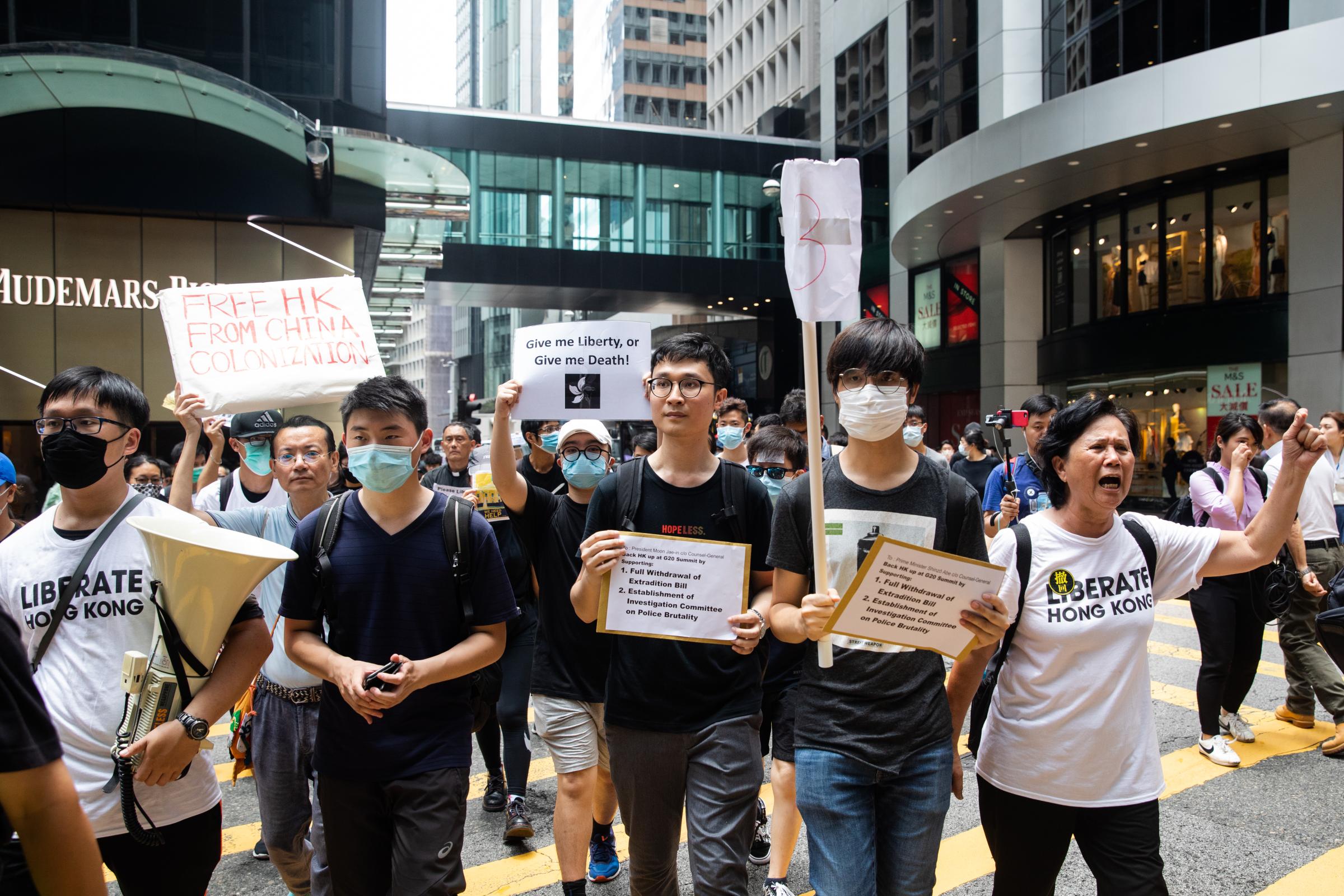Hong Kong Protesters Call on G-20 Members for Global Intervention on Extradition Bill