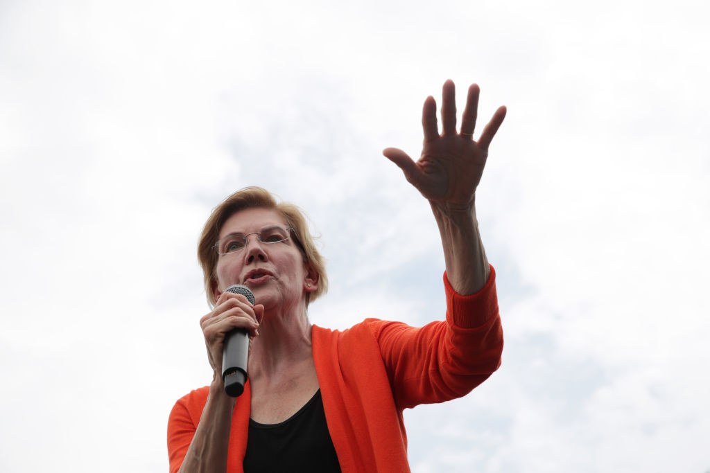 Democratic presidential candidate U.S. Sen. Elizabeth Warren delivers a campaign speech at the Des Moines Register Political Soapbox at the Iowa State Fair on August 10, 2019 in Des Moines, Iowa. (Alex Wong—Getty Images) (Alex Wong—Getty Images)
