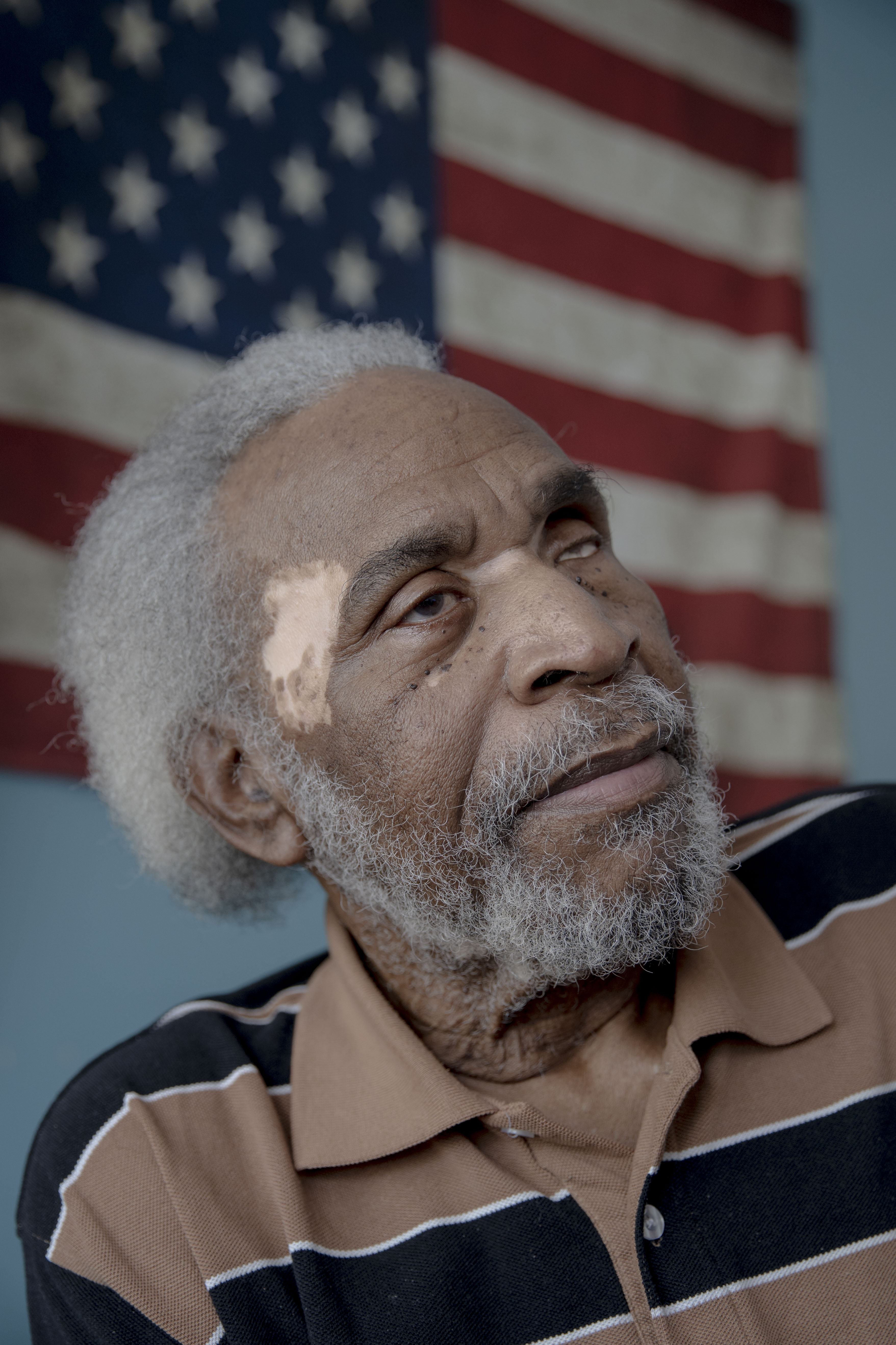 “Many times, I’ve felt like I was starving,” says veteran Eugene Milligan who is blind, lost half his right leg to diabetes, gets dialysis for kidney failure and has struggled to get enough to eat at his Memphis home. (Andrea Morales for Kaiser Health)