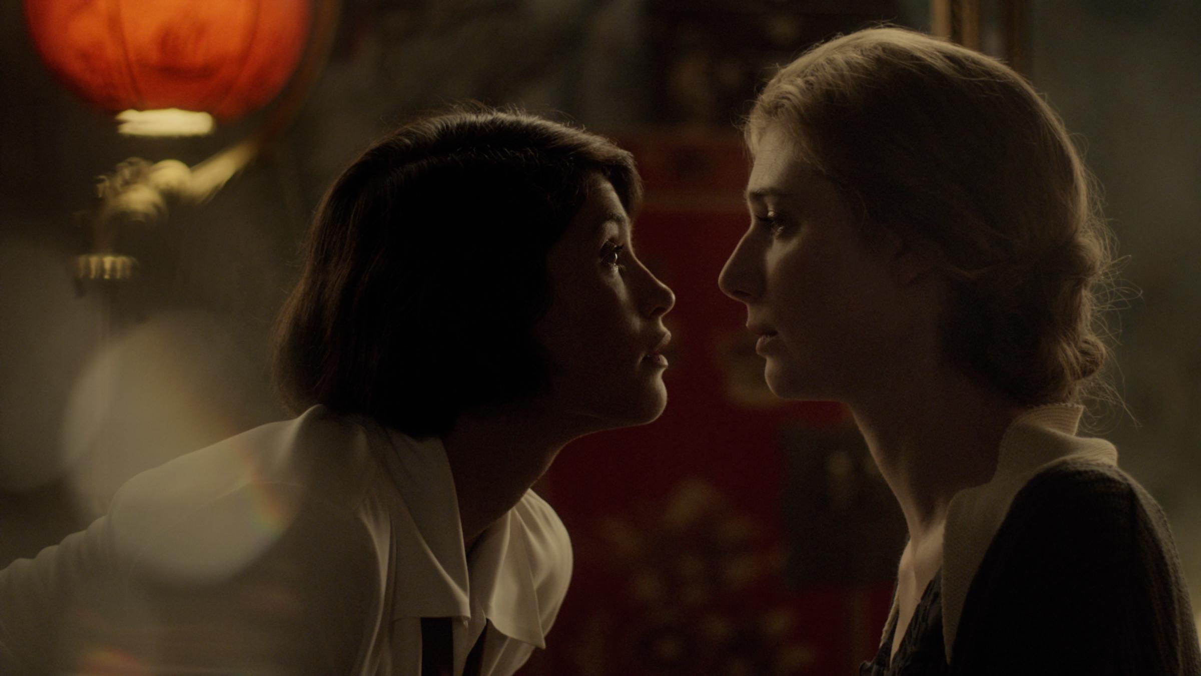Gemma Arterton as “Vita Sackville-West” and Elizabeth Debicki as “Virginia Woolf” in Chanya Button’s Vita & Virginia. Courtesy of IFC Films