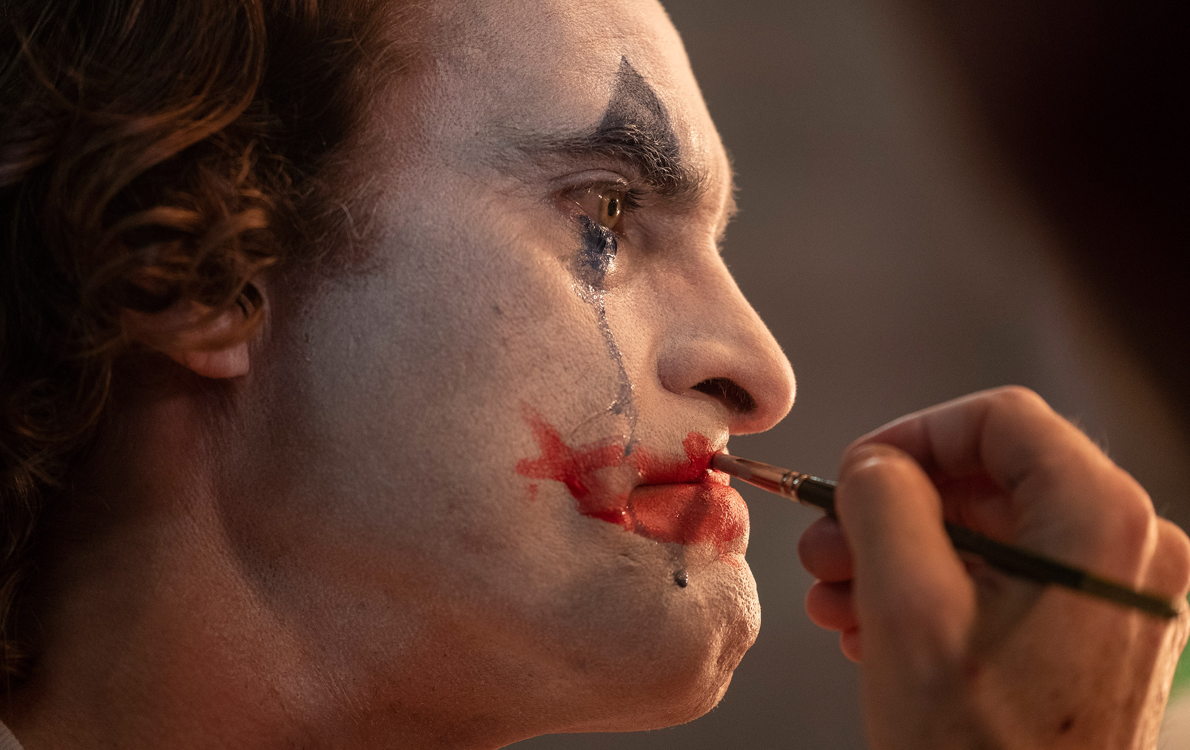 Joaquin Phoenix as Arthur Fleck in <em>The Joker</em> (Niko Tavernise—Warner Bros.)