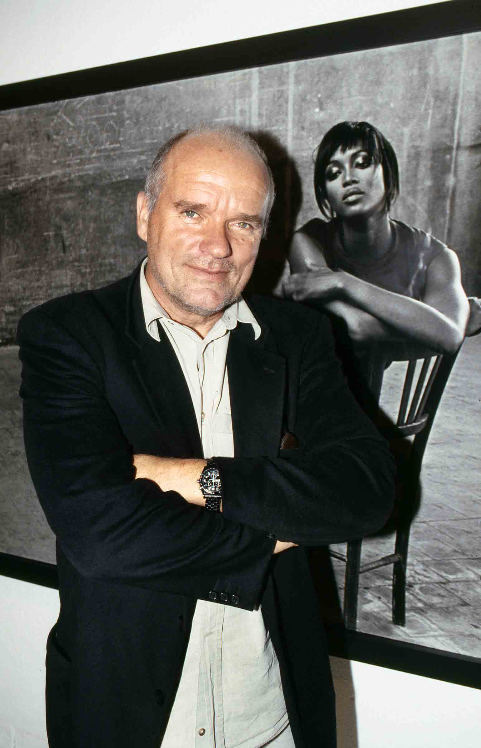 Peter Lindbergh attends his exhibition at Galleria Carla Sozzani in Milan in 2000