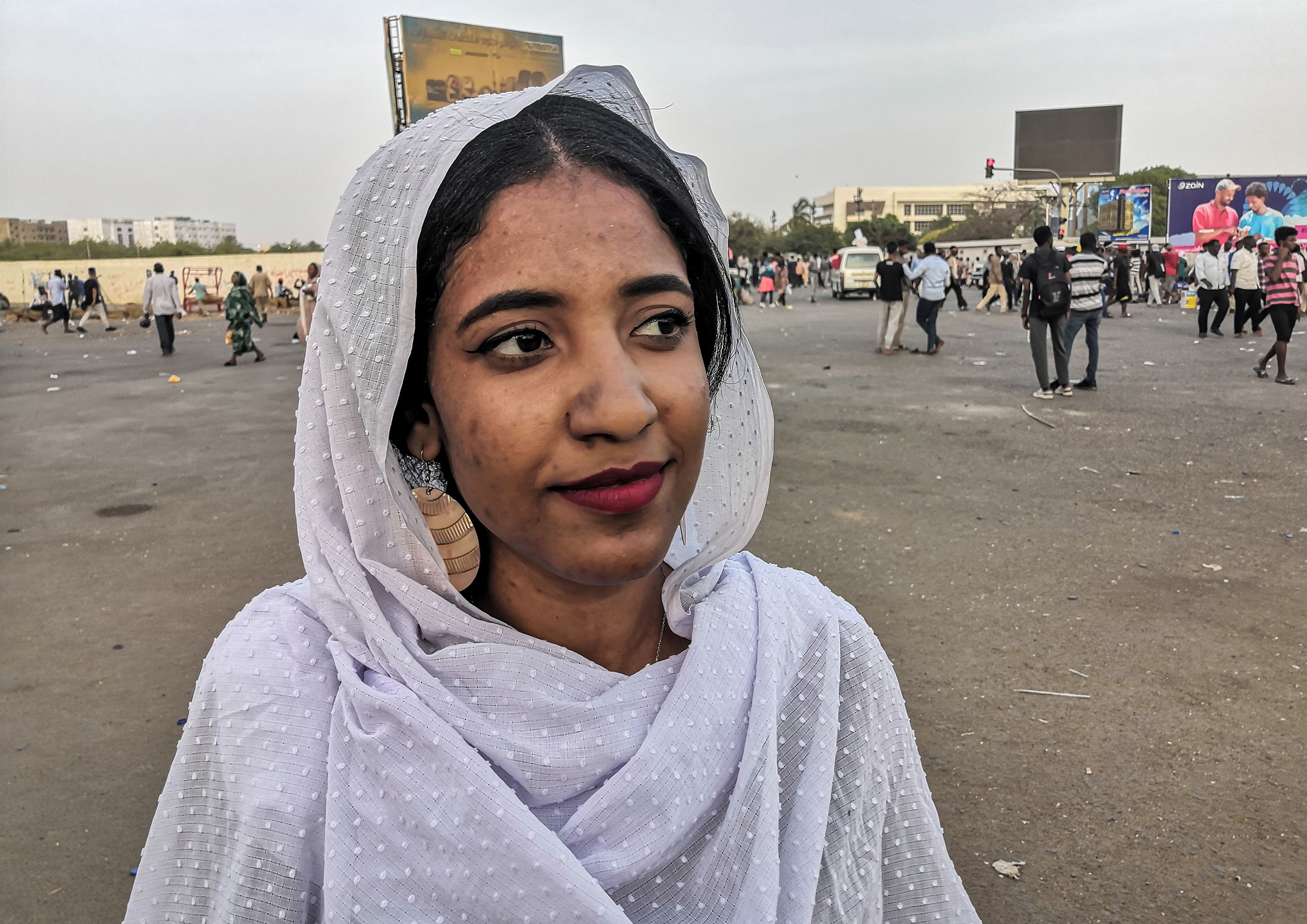 Alaa Salah, a Sudanese woman propelled to internet fame after clips went viral of her leading powerful protest chants against President Omar al-Bashir, attends a demonstration in front of the military headquarters in the capital Khartoum on April 10, 2019. (AFP/Getty Images)