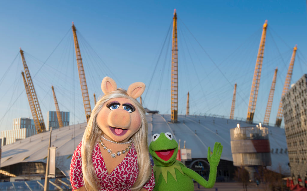 Miss Piggy and Kermit the Frog are seen at the o2 ahead of their 'Muppets Take The o2' shows at The O2 Arena on February 22, 2018 in London, England. (Photo by Antony Jones/Getty Images for AEG - The o2) (Antony Jones&amp;Getty Images for AEG - The o2)