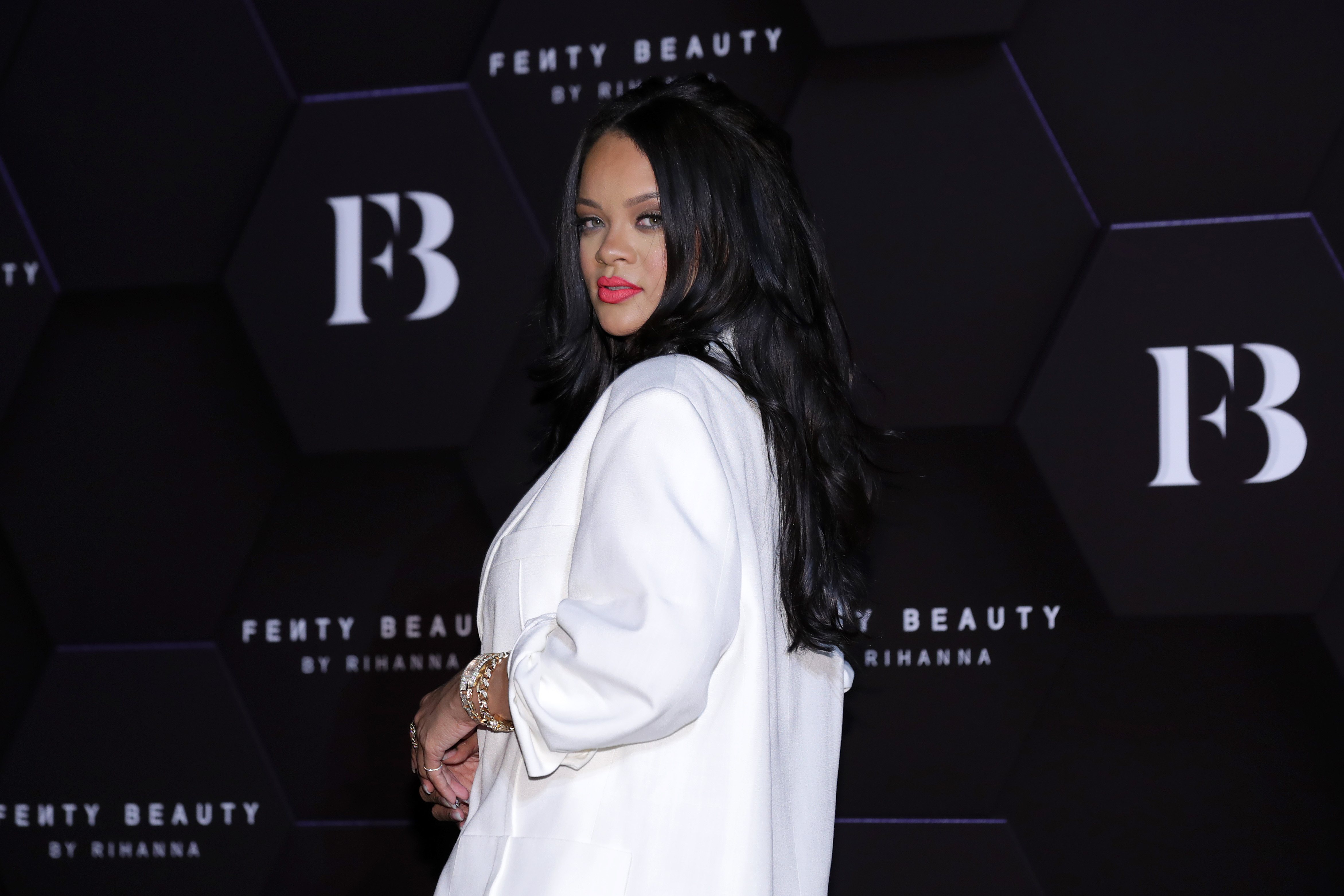 Rihanna attends an event for 'FENTY BEAUTY' artistry beauty talk with Rihanna at Lotte World Tower on September 17, 2019 in Seoul, South Korea. (Han Myung-Gu—WireImage)