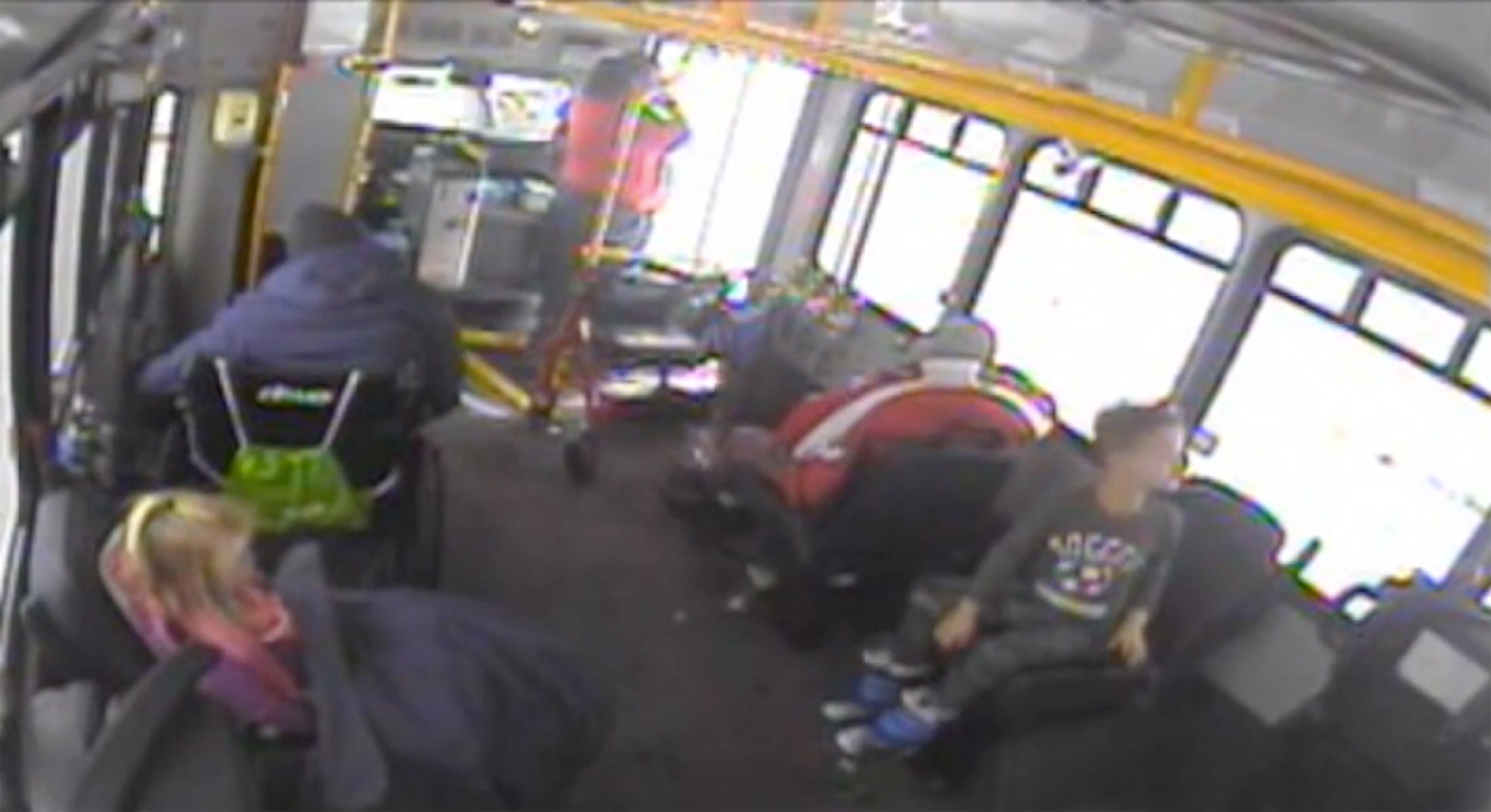 Nicole Chamberlain, a bus driver in Waukesha, Wis., brought two kids in as temperatures fell on Nov. 11 (Youtube)