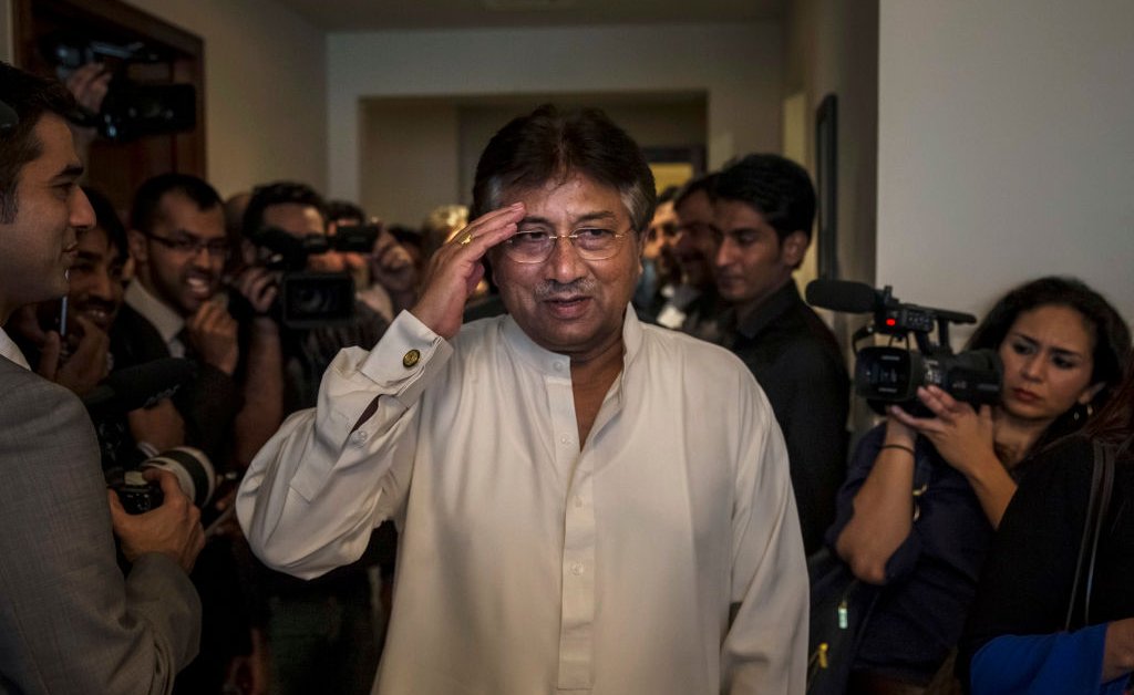 Суд Пакистана приговорил бывшего военного правителя Первеза Мушаррафа к смертной казни за государственную измену thumbnail