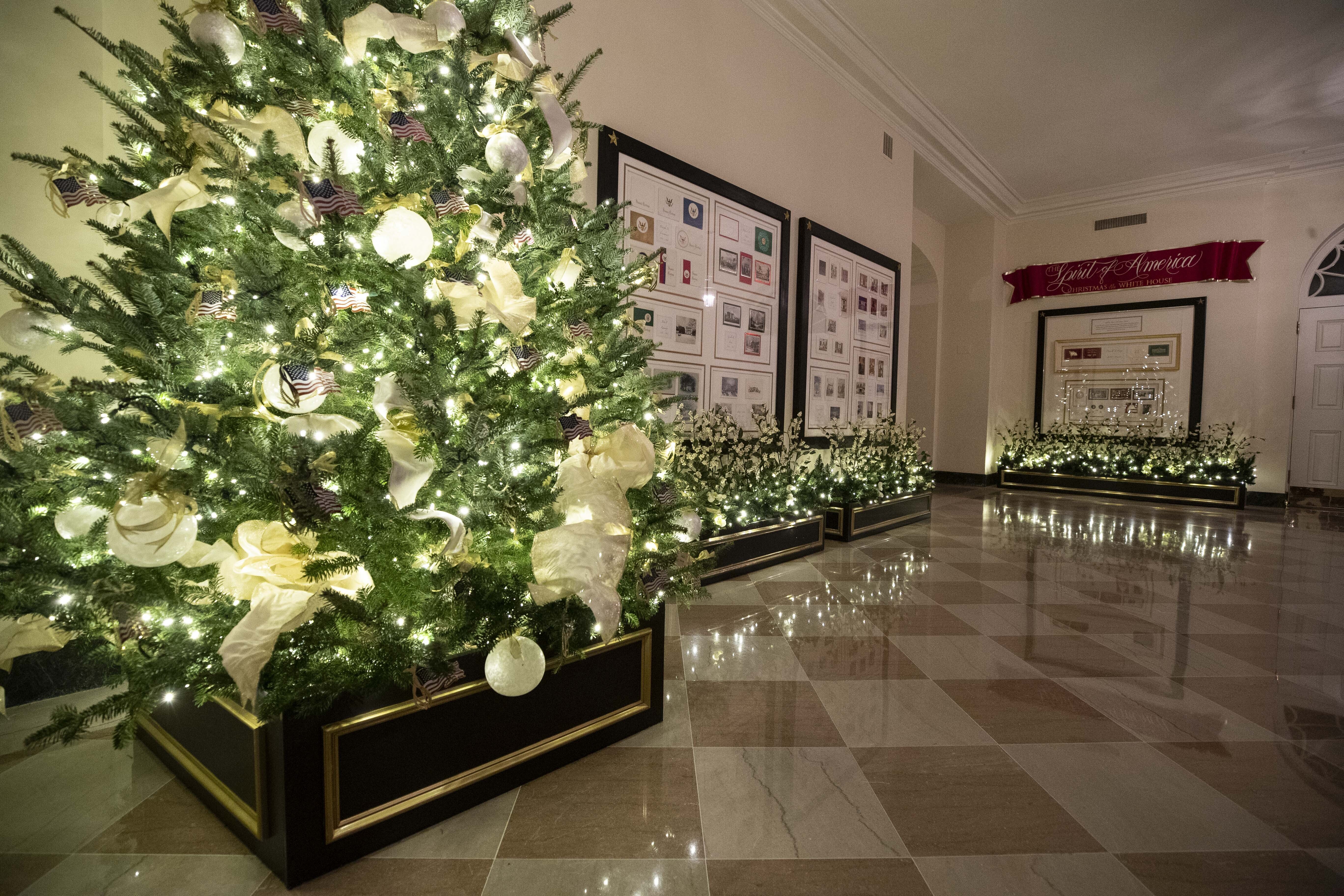 Melania Trump Reveals White House Christmas Decorations 2019