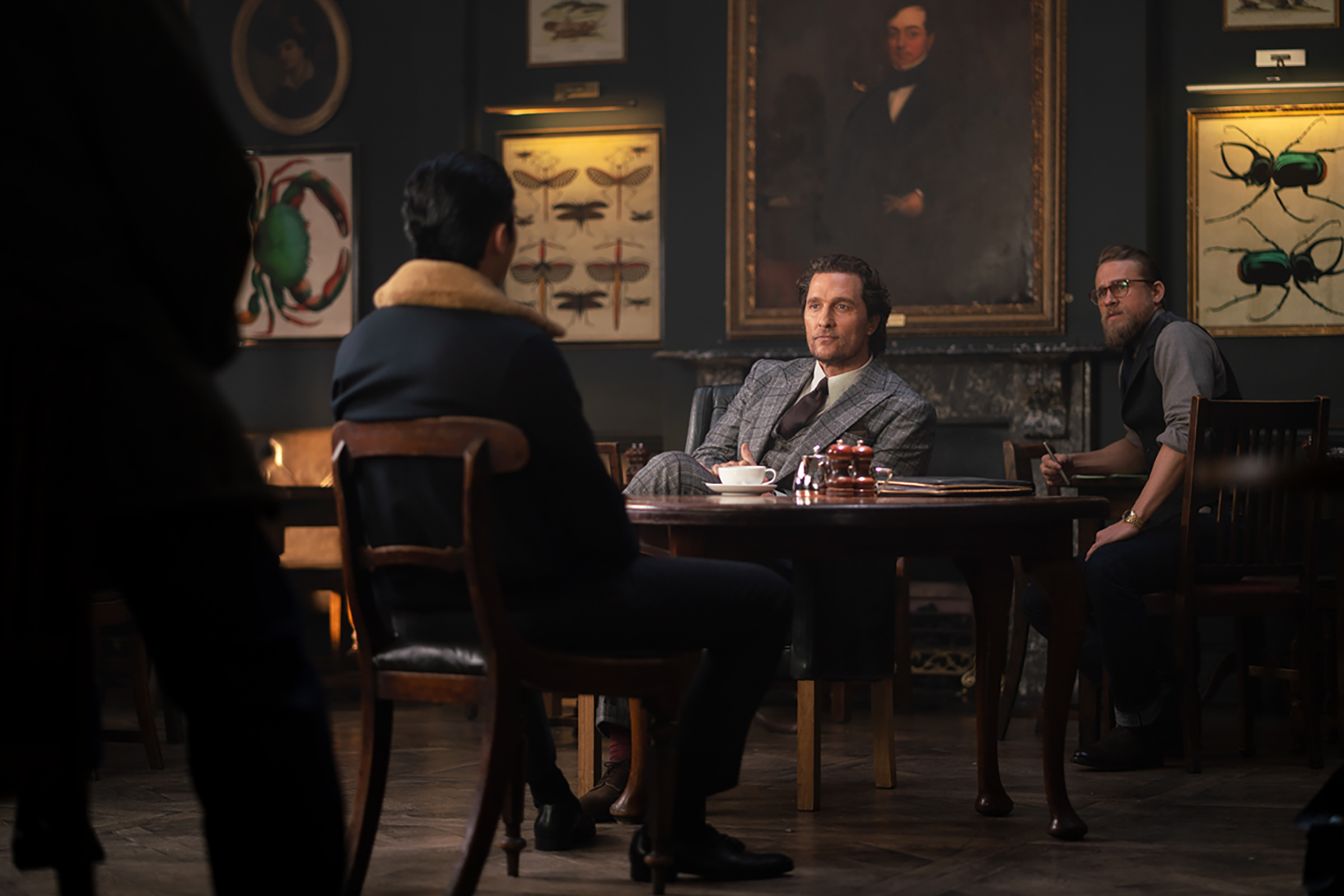 Henry Golding, Matthew McConaughey and Charlie Hunnam try to make a gentleman’s agreement in 'The Gentlemen' (Christopher Raphael)