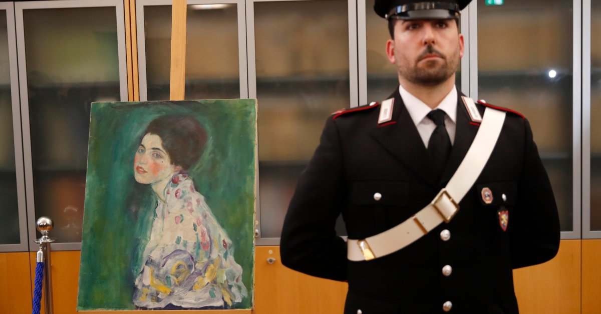 Портрет, найденный в стенах галереи, признан пропавшим Густав Климт thumbnail