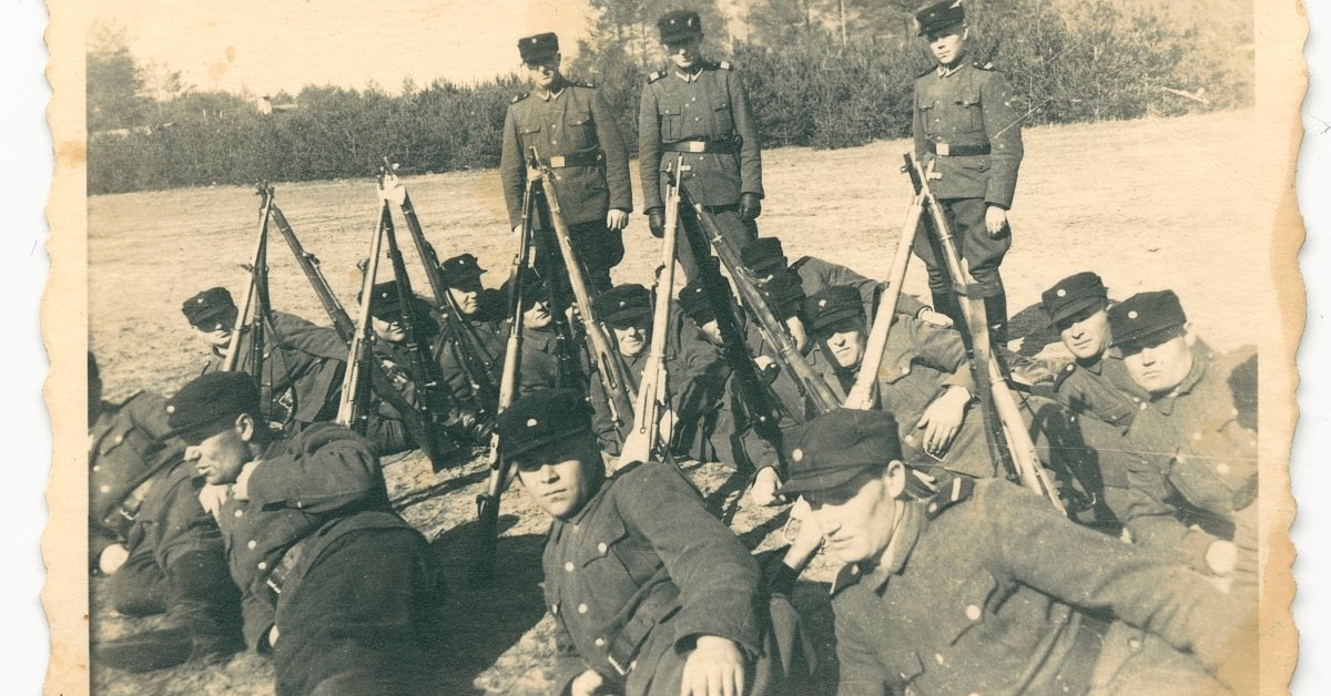 На фото нацистского лагеря смерти в Собиборе можно увидеть Джона Демьянюка, говорят историки thumbnail