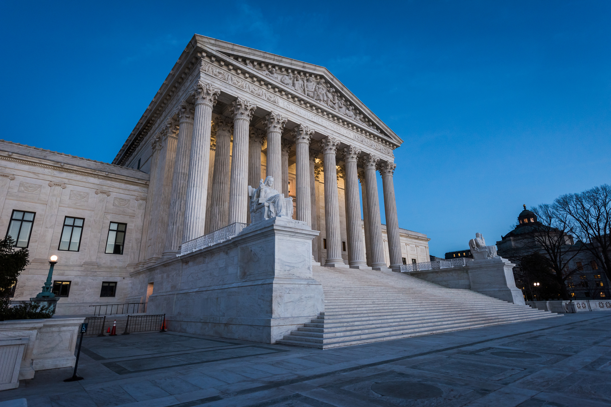 This photo shows the United States Supreme Court Building. (Geoff Livingston––Getty Images)