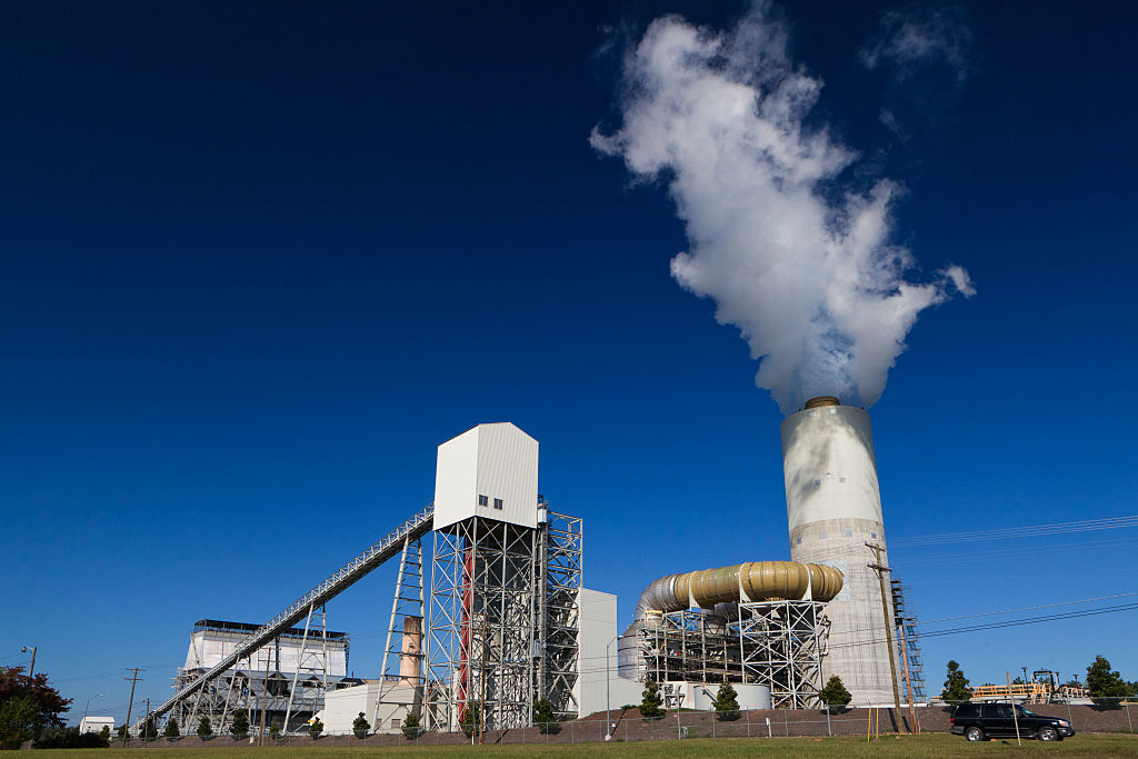 Marshall Steam Station, a coal-fired power plant owned by utility Duke Energy. (Rolf Schulten/ullstein bild— Getty Images)