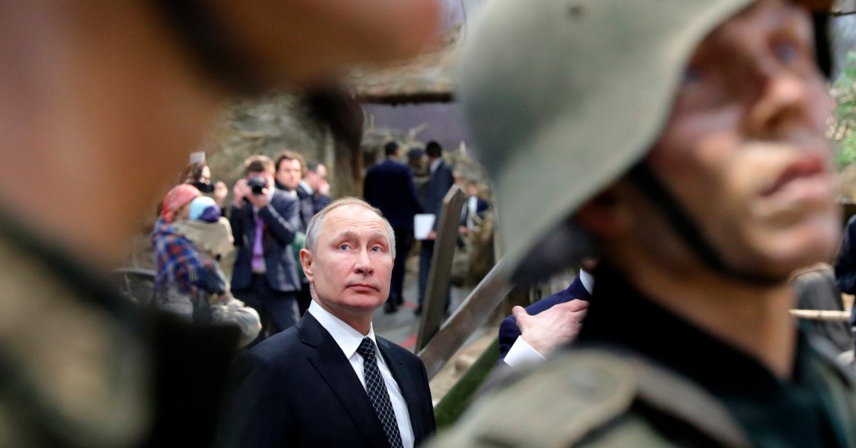 Владимир Путин считает, что неограниченный президентский срок в России будет «очень тревожным» thumbnail