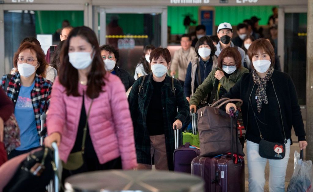США объявляют чрезвычайную ситуацию в области общественного здравоохранения по поводу коронавируса и запрещают въезд иностранным гражданам, находящимся в Китае thumbnail