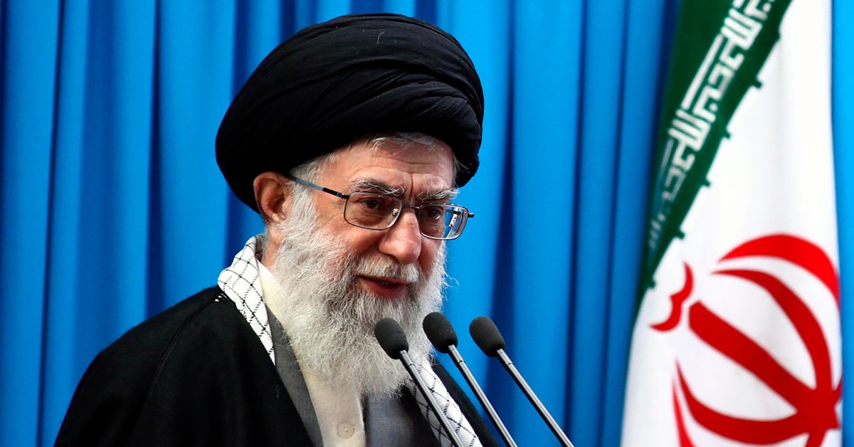 Верховный лидер Ирана называет Трампа «клоуном» в пятничной молитве thumbnail