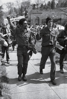 john kerry vietnam war activist