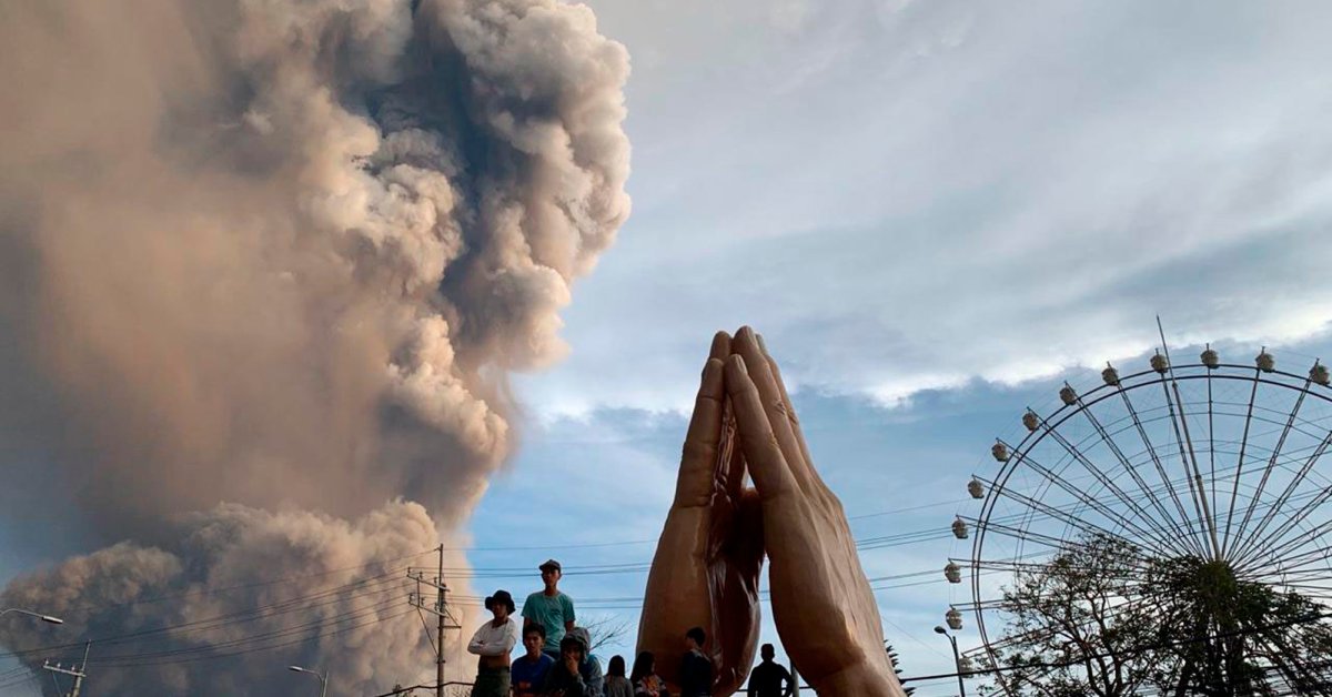 Извержение вулкана возле столицы Филиппин, закрытие аэропорта Манилы thumbnail