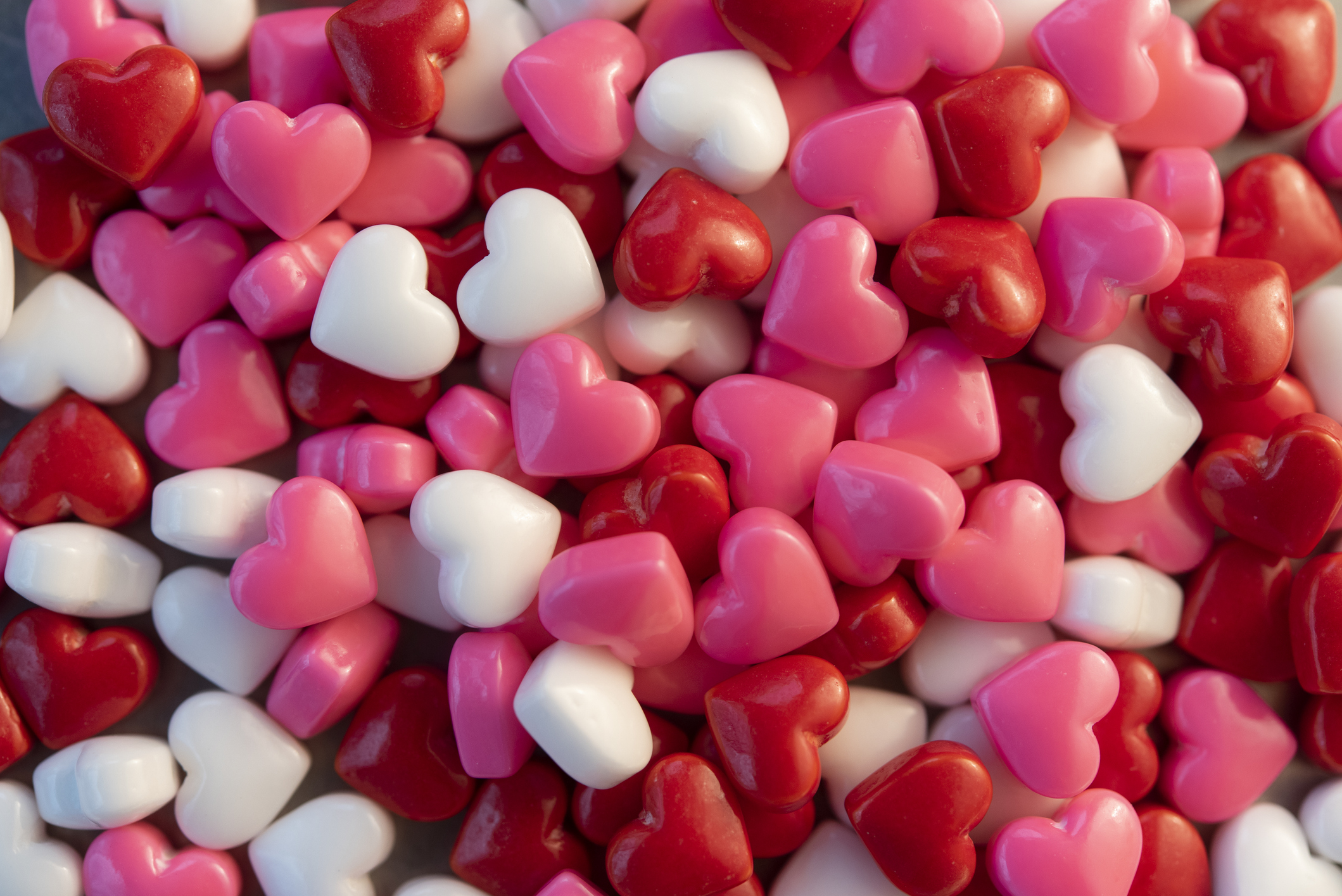 Pile of heart shaped candy (Getty Images)