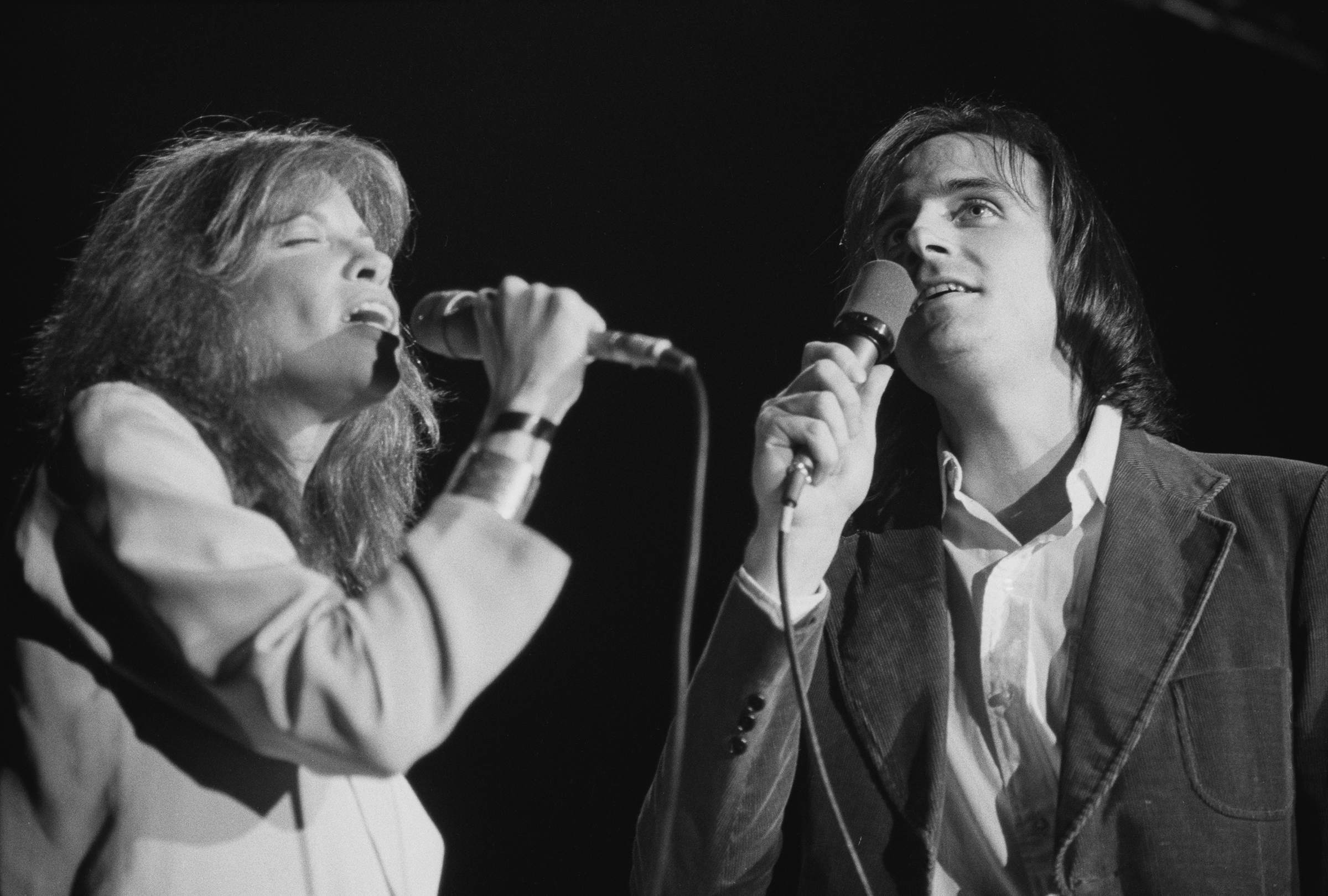 1978: Performs with singer-songwriter Carly Simon, then his wife