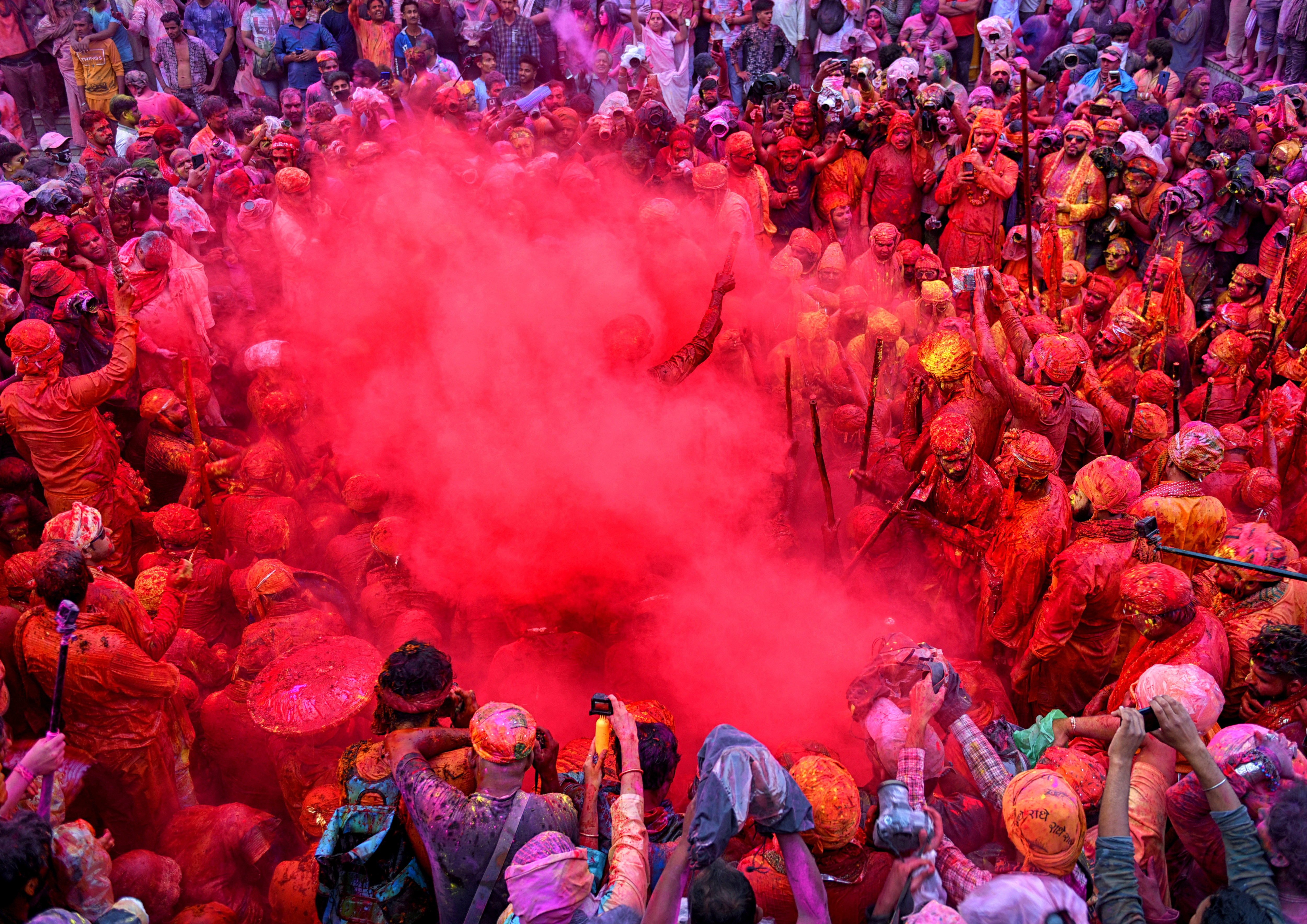 kjole nødvendighed Postnummer What Is Holi? What to Know About India's Festival of Colors | Time