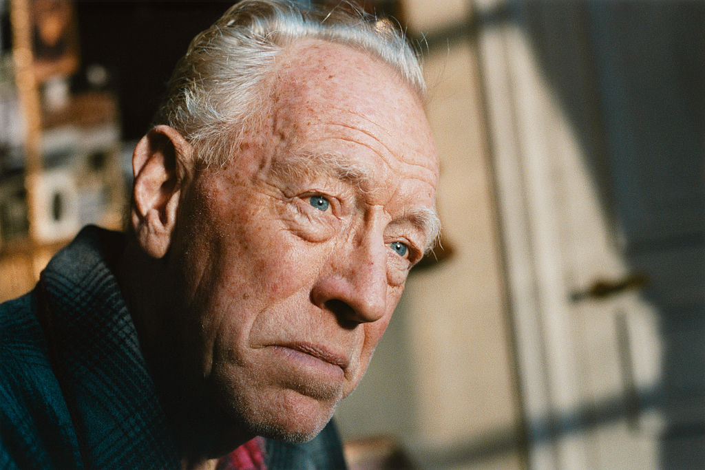 Swedish actor Max von Sydow on the set of the film "Le Scaphandre et le Papillon" (The Diving Bell and the Butterfly), directed by American artist, painter and director Julian Schnabel and based on the Jean-Dominique Bauby novel by the same title. (Etienne George—Sygma via Getty Images)