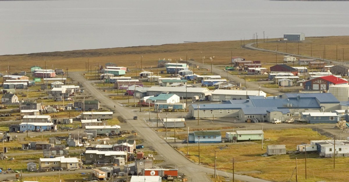 Удаленные деревни Аляски обрезают себя, чтобы избежать даже «одного случая» коронавируса thumbnail