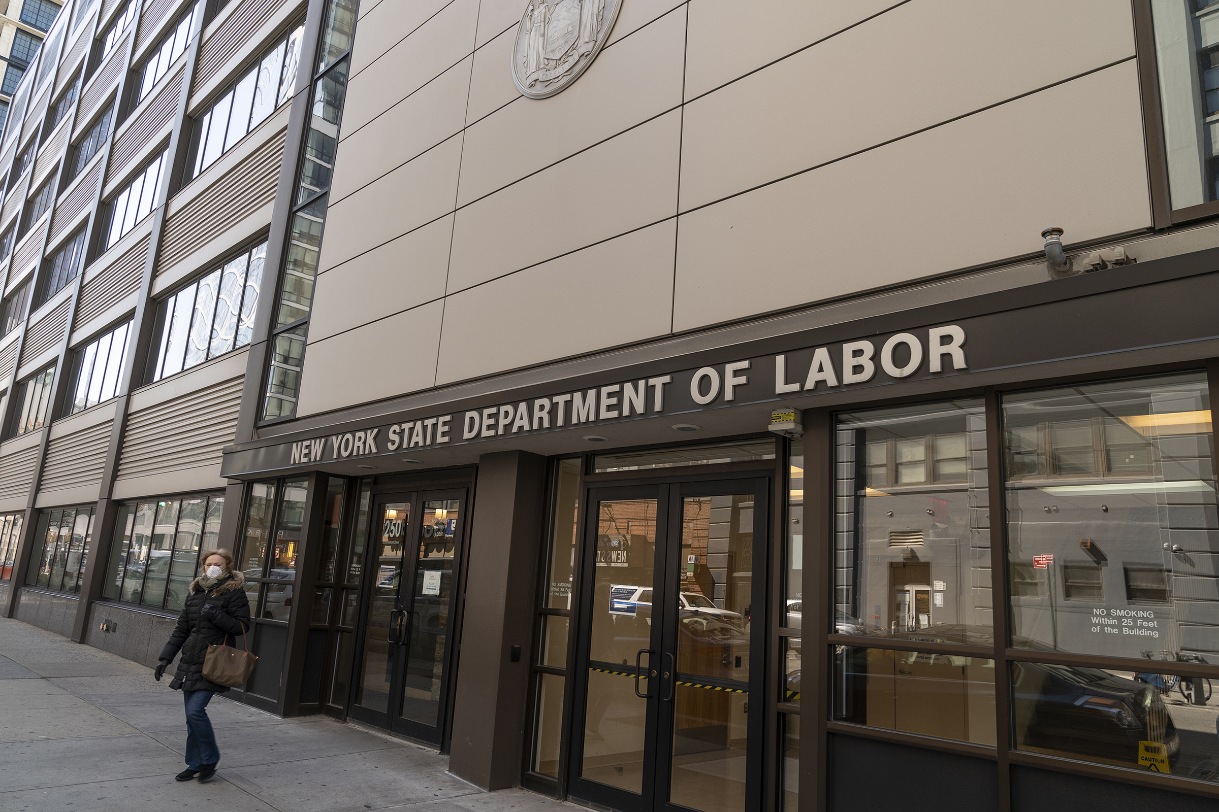 Brooklyn office of the NYS Department of Labor, seen on March 26, 2020. (Lev Radin—Pacific Press/LightRocket via Getty Images)