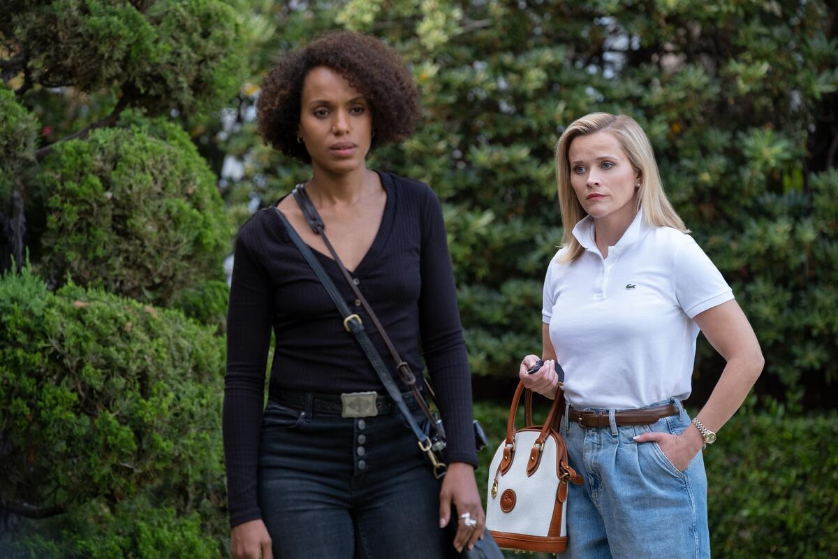 Kerry Washington and Reese Witherspoon in 'Little Fires Everywhere.' (Hulu)