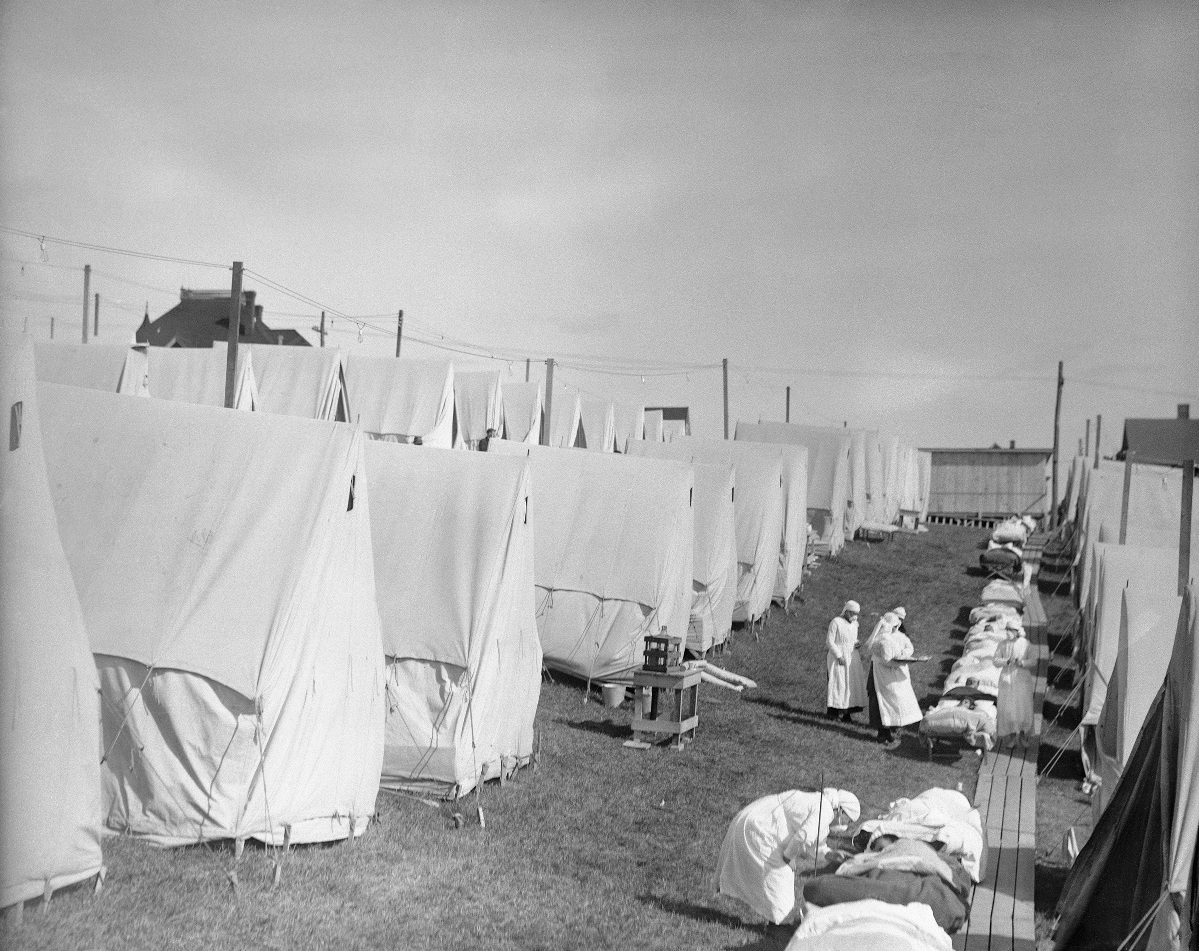 An influenza camp, where patients were given fresh air treatment, in 1918.