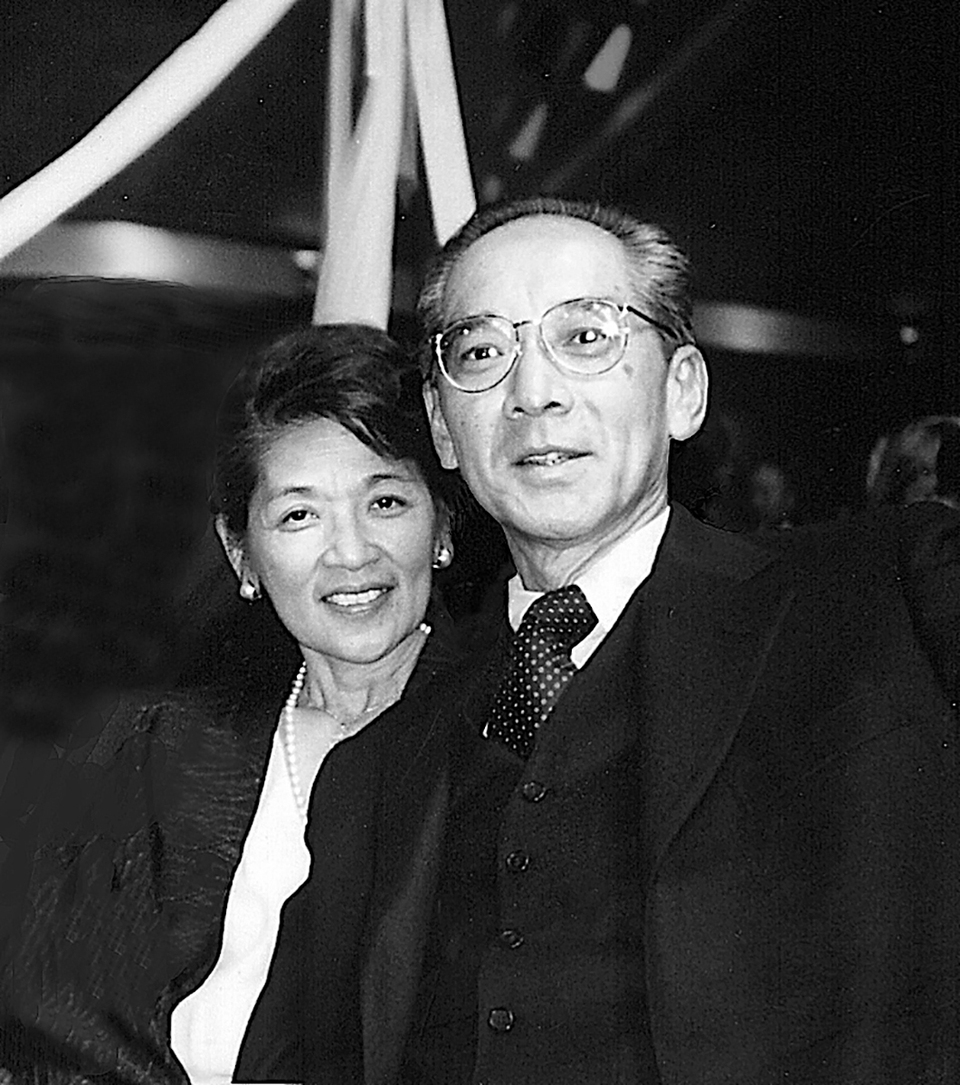 Emma Gee and Yuji Ichioka among charter founders and early supporters honored in 1999 at the 30th anniversary celebration of the establishment of the Asian American Studies Center at UCLA. (Courtesy of UCLA Asian American Studies Center)