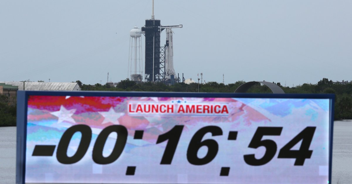 Why SpaceX’s Historic Mission Needs to Wait Until Saturday for a Second Attempt thumbnail