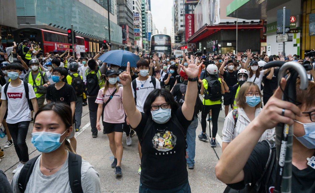 «Это печальный результат». Смешанные чувства в Гонконге по поводу объявления США об автономии города thumbnail