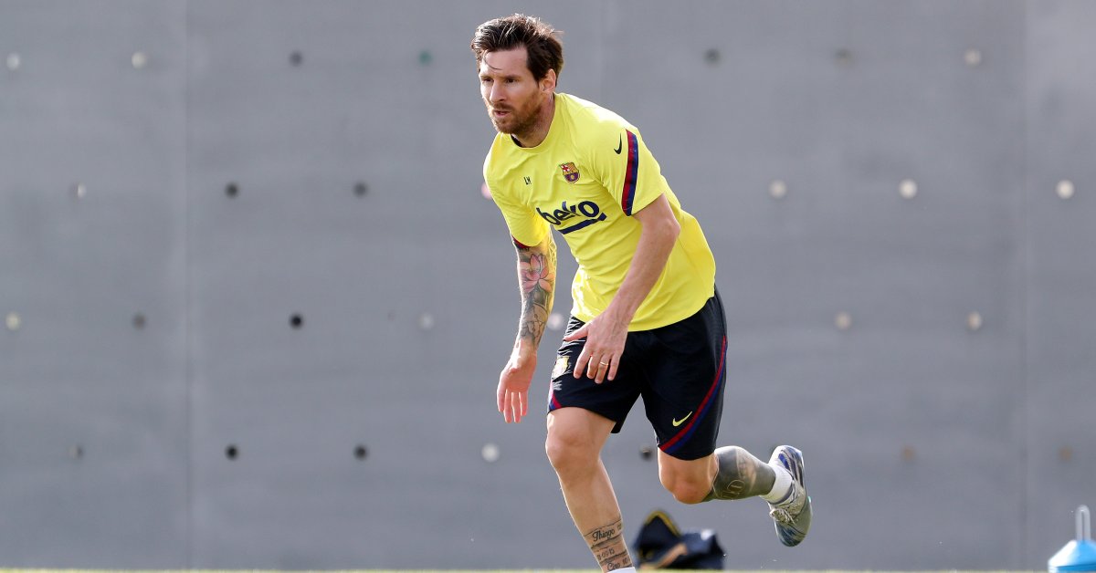 Лионель Месси и некоторые испанские игроки возобновляют индивидуальные тренировки перед возвращением футбола thumbnail