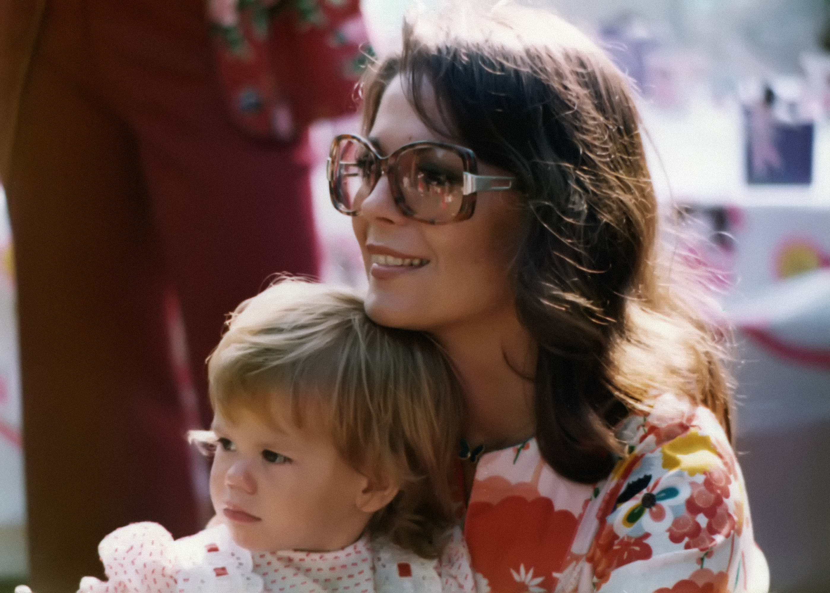 Wood and her daughter Courtney Wagner at her other daughter Natasha's birthday party in 1975 (Courtesy of HBO)