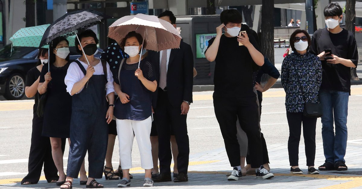 Возрождение коронавируса угрожает истории успеха Южной Кореи thumbnail