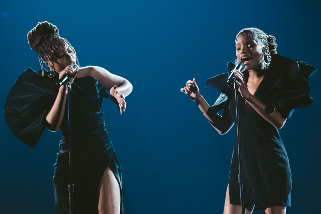 Chloe Bailey and Halle Bailey of Chloe x Halle perform onstage at the 61st annual GRAMMY Awards at Staples Center on February 10, 2019 in Los Angeles, California. (Getty Images for The Recording A&mdash;2019 Getty Images)
